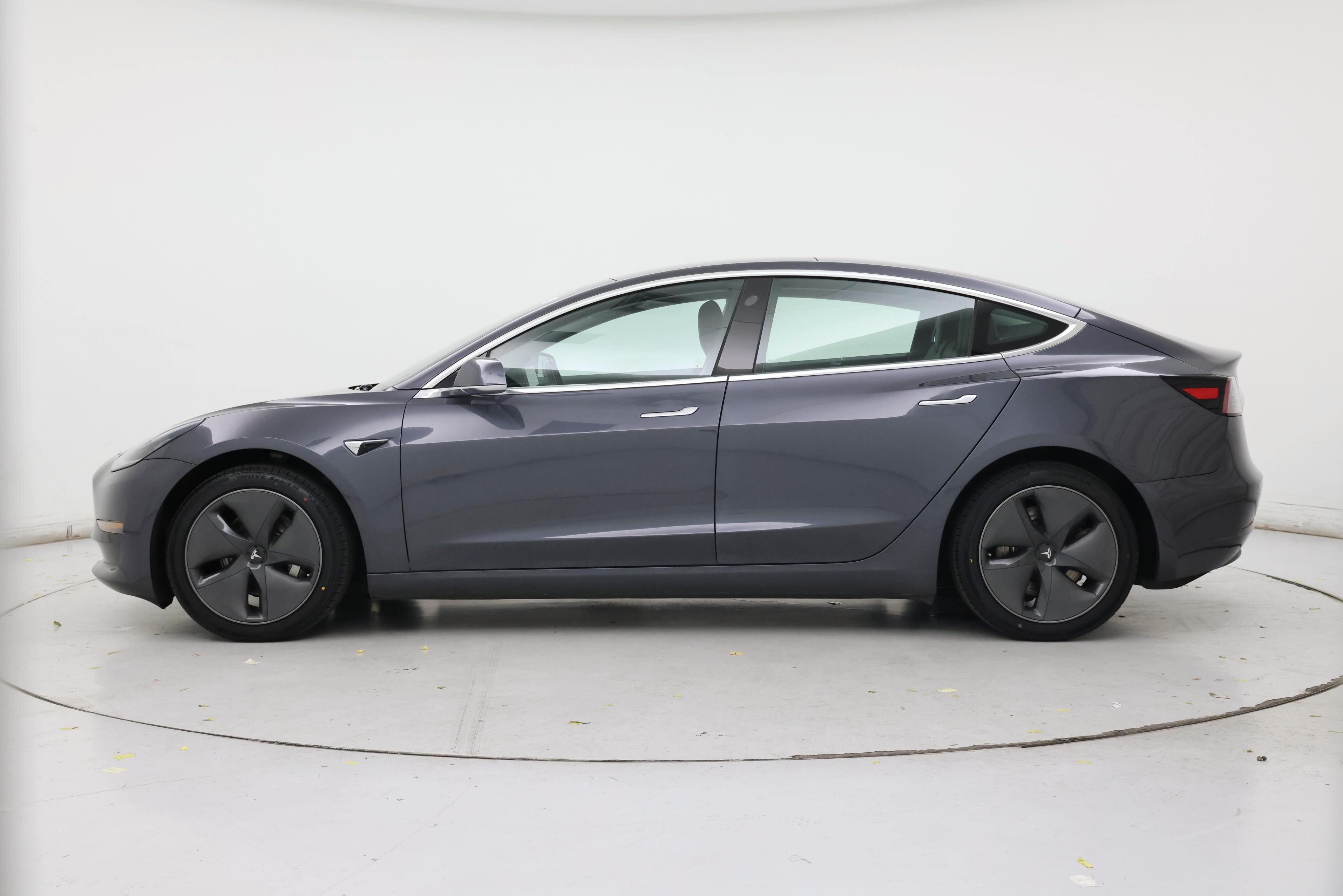 Thumbnail: 2019 Tesla Model 3 - 3