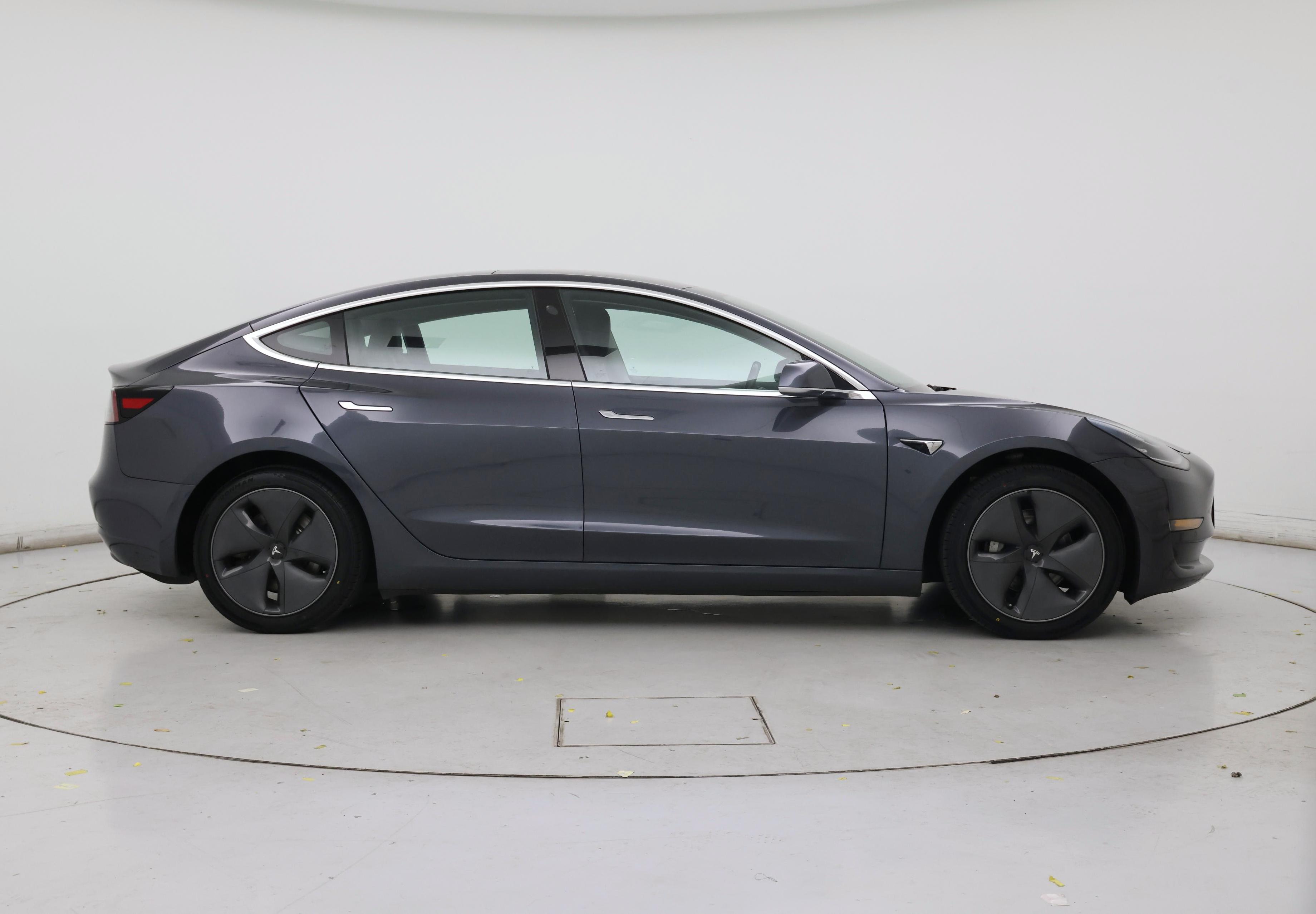 Thumbnail: 2019 Tesla Model 3 - 7