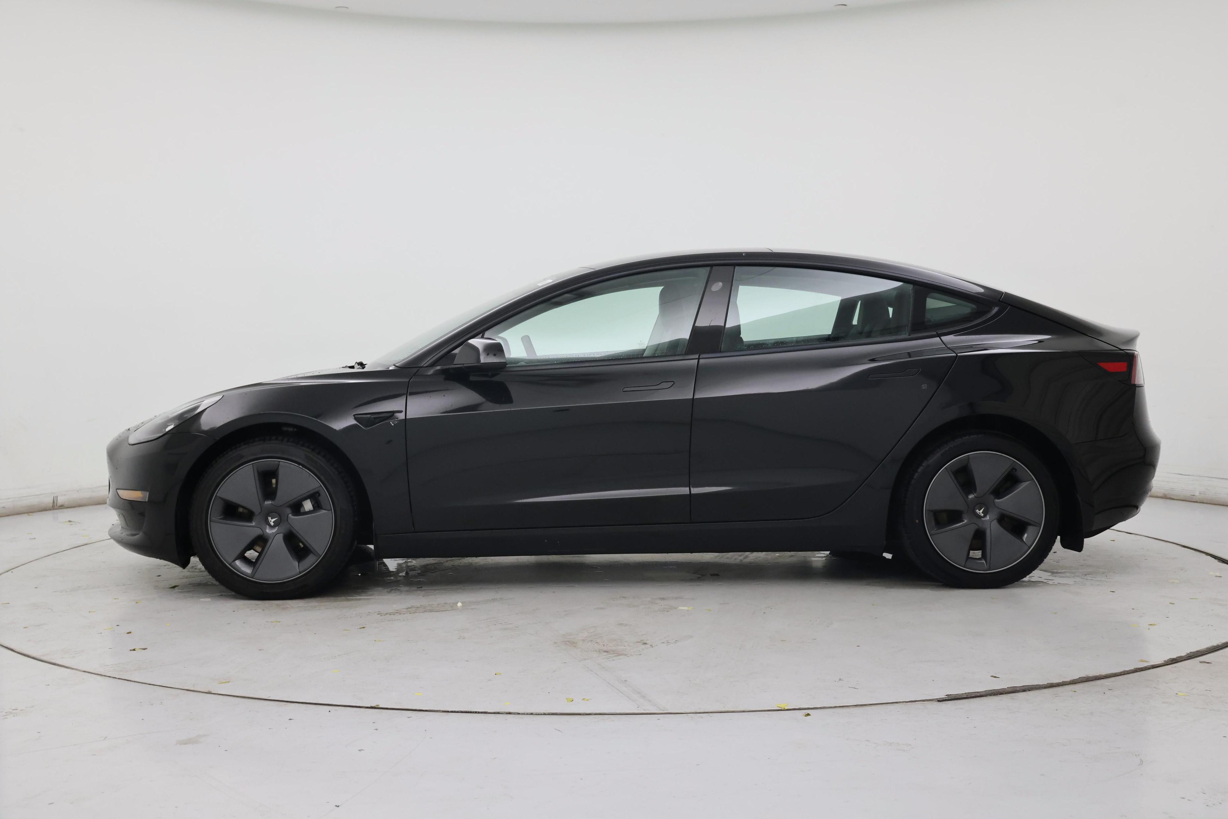 Thumbnail: 2022 Tesla Model 3 - 3