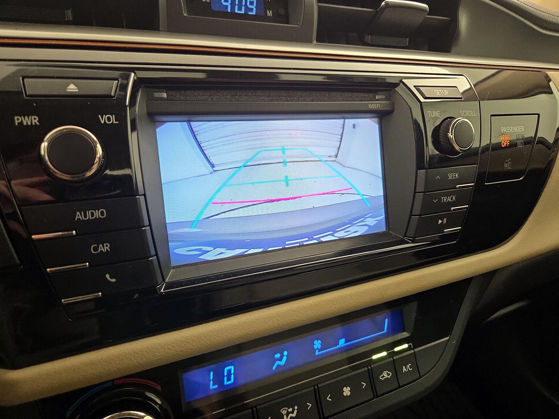 Thumbnail: 2016 Toyota Corolla - 14