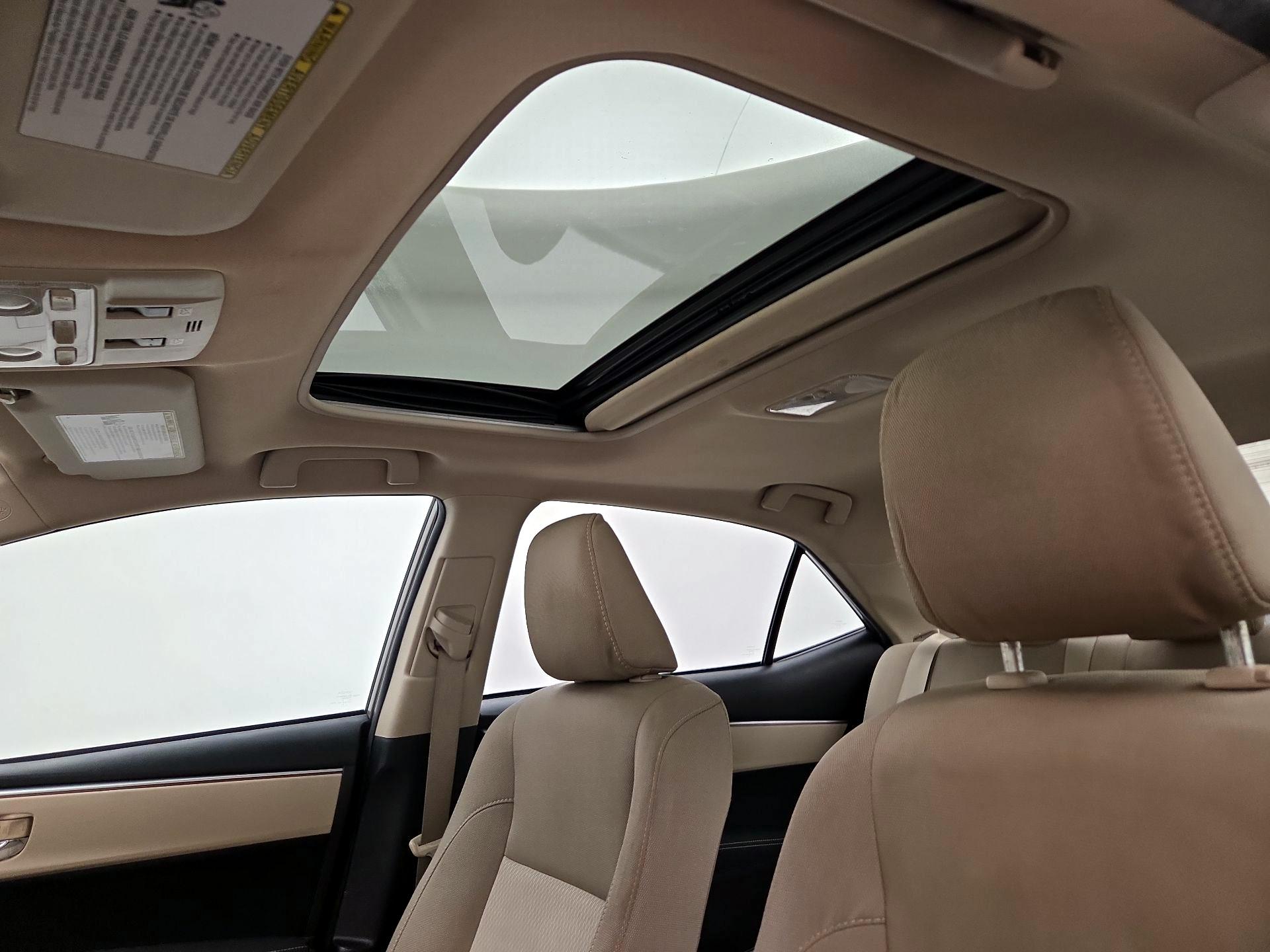 Thumbnail: 2016 Toyota Corolla - 19
