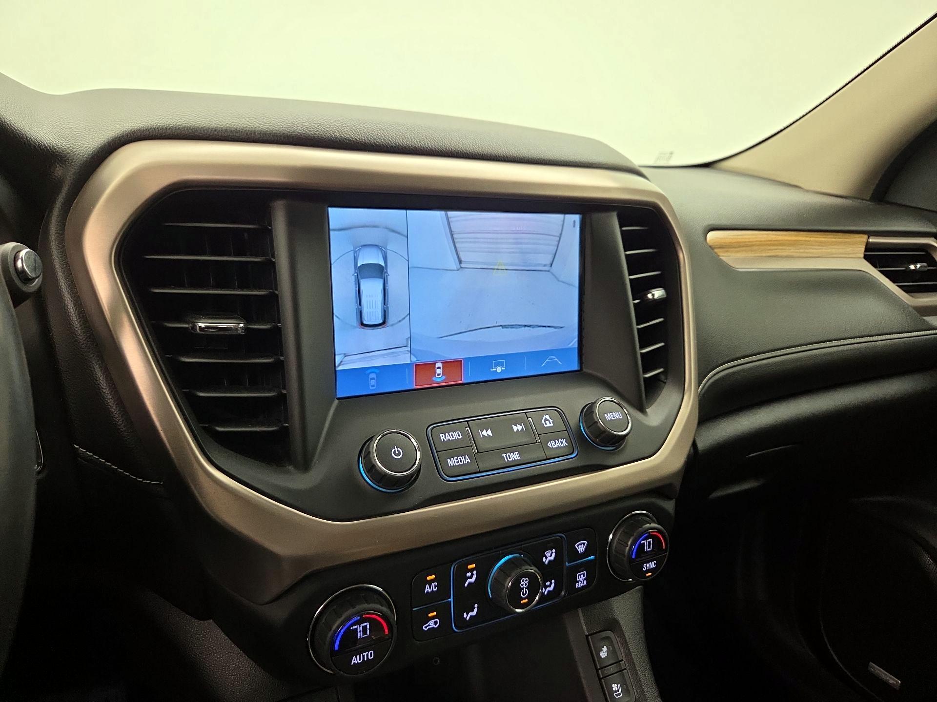 Thumbnail: 2018 GMC Acadia - 15