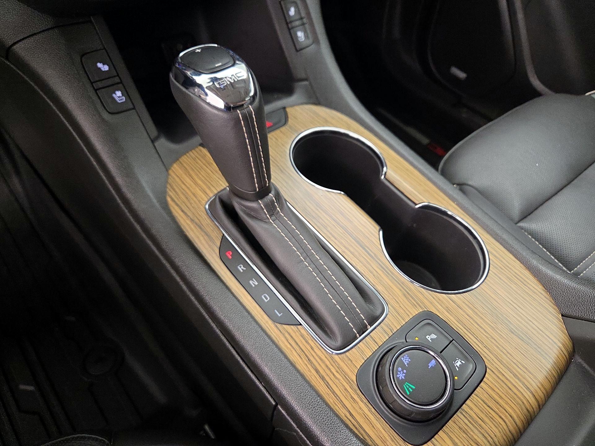 Thumbnail: 2018 GMC Acadia - 18
