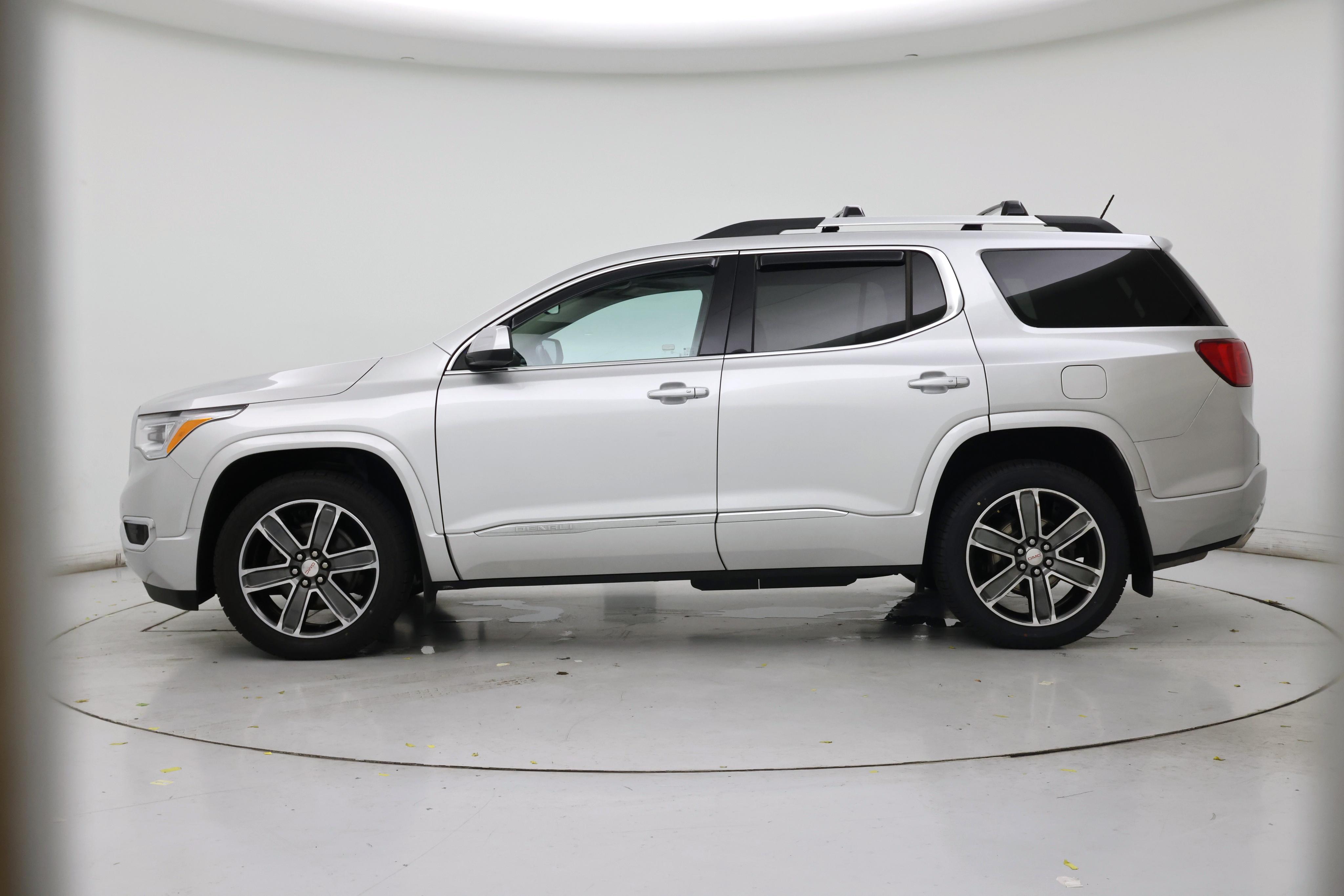 Thumbnail: 2018 GMC Acadia - 3