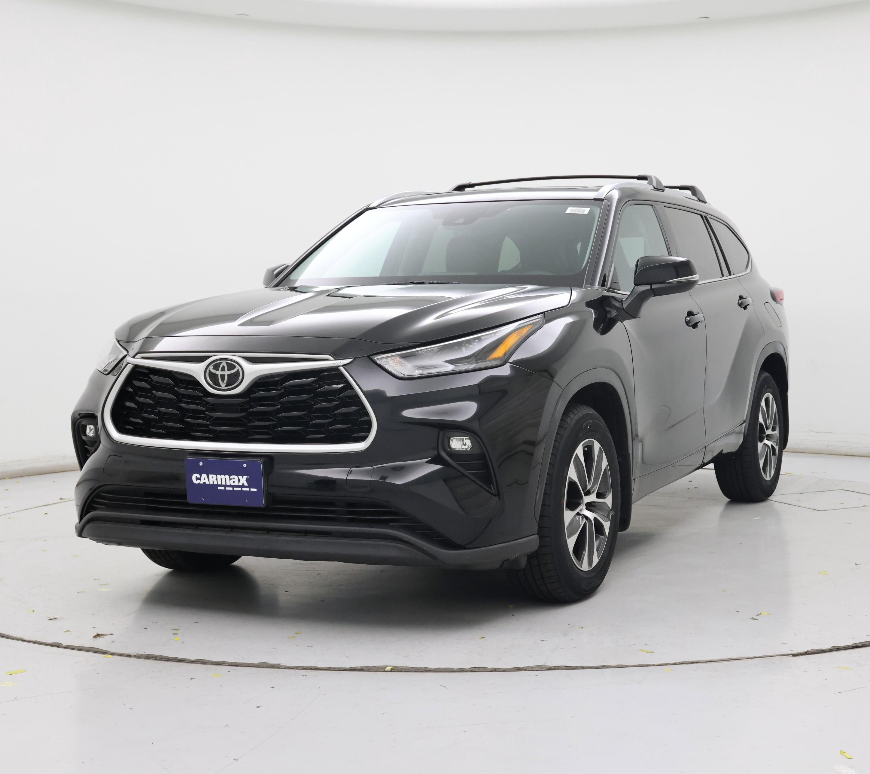 Thumbnail: 2021 Toyota Highlander - 4