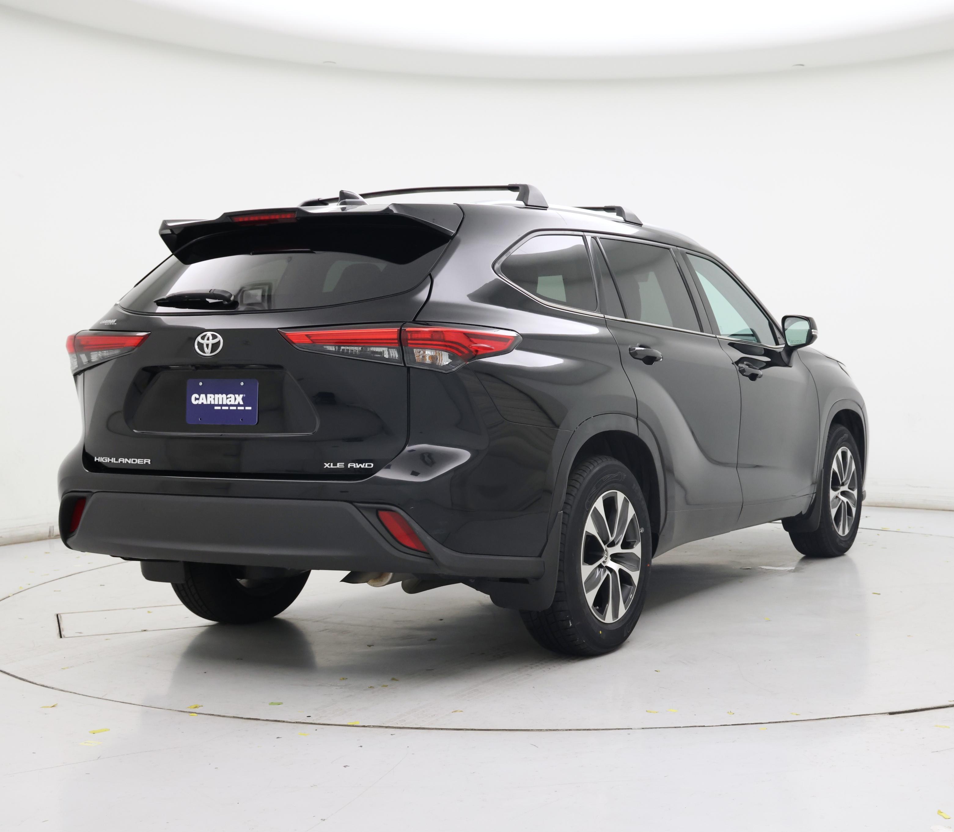 Thumbnail: 2021 Toyota Highlander - 8