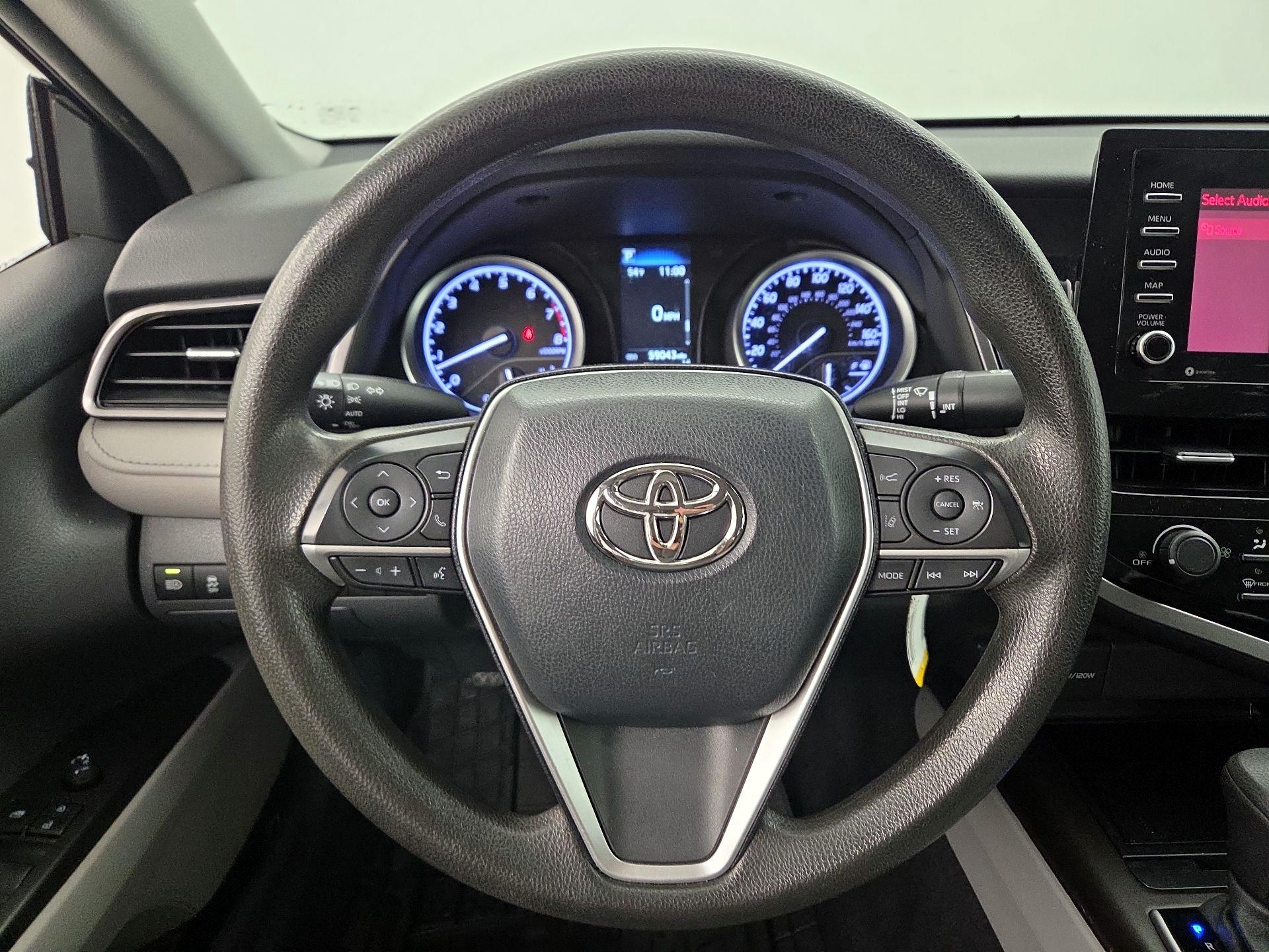 Thumbnail: 2021 Toyota Camry - 10