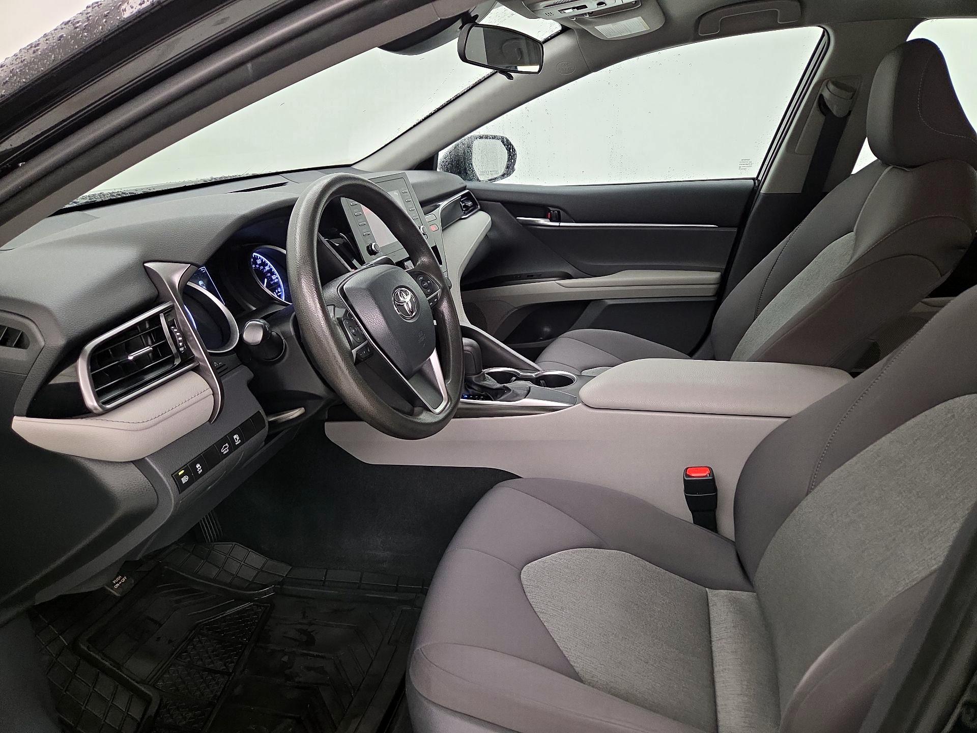 Thumbnail: 2021 Toyota Camry - 11