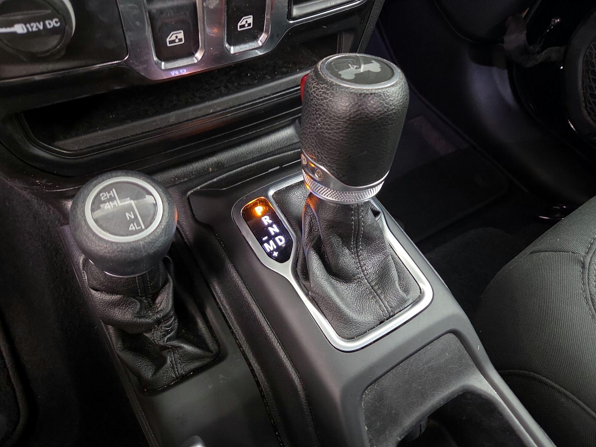 Thumbnail: 2020 Jeep Wrangler - 17