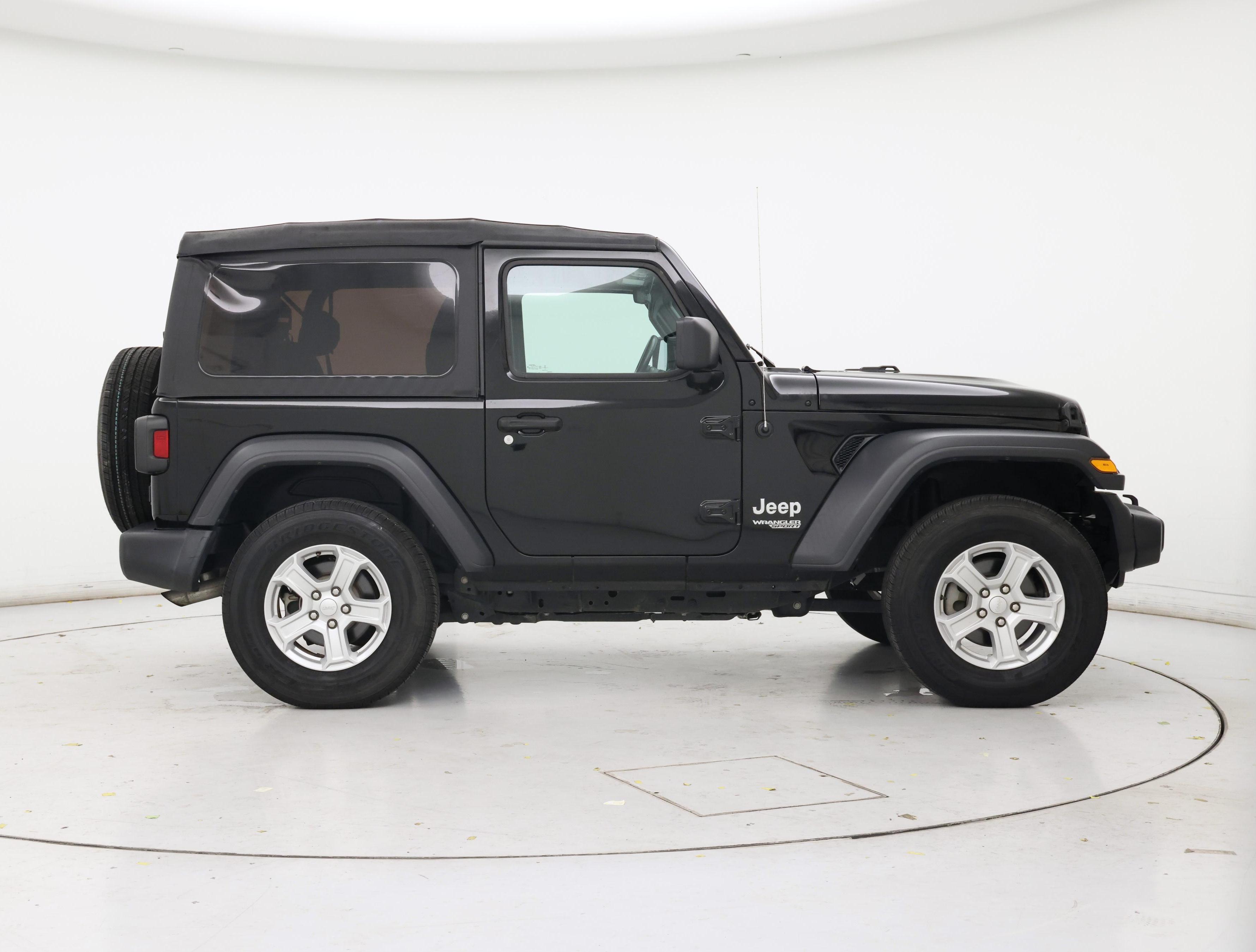 Thumbnail: 2020 Jeep Wrangler - 7