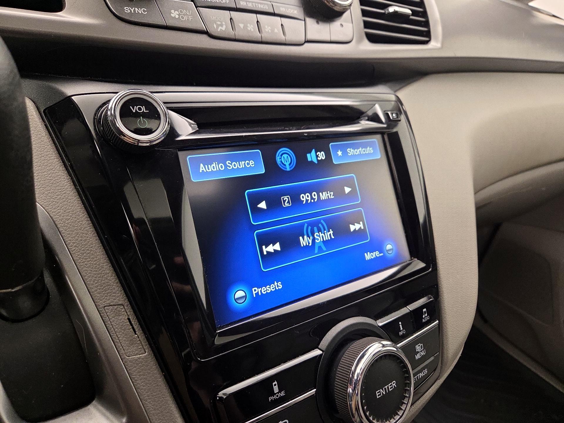 Thumbnail: 2016 Honda Odyssey - 15