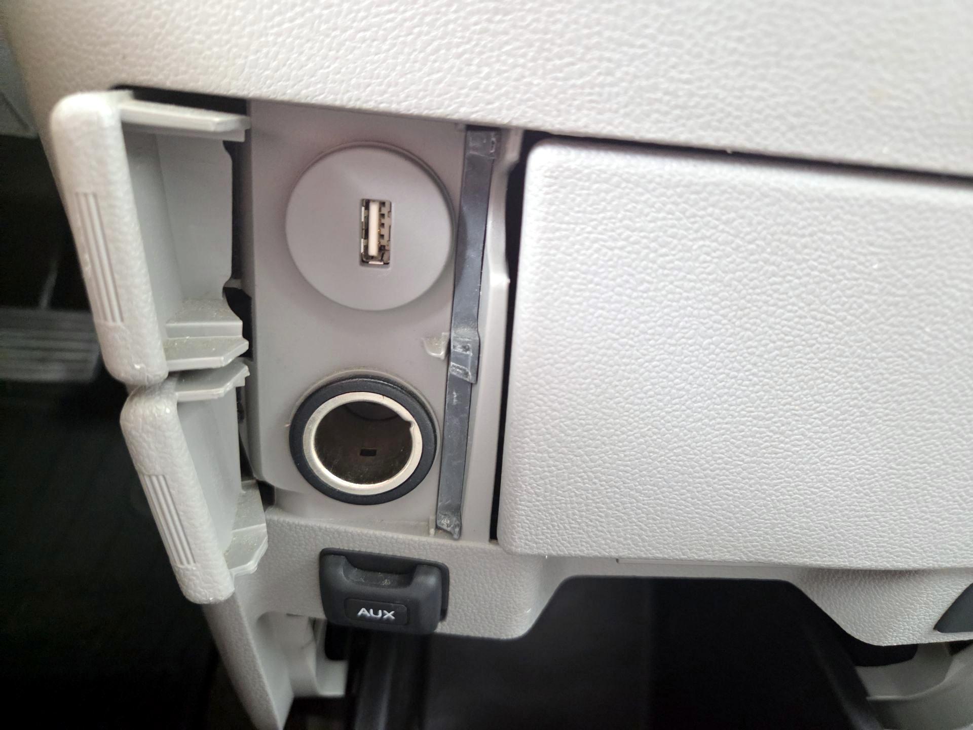 Thumbnail: 2016 Honda Odyssey - 18