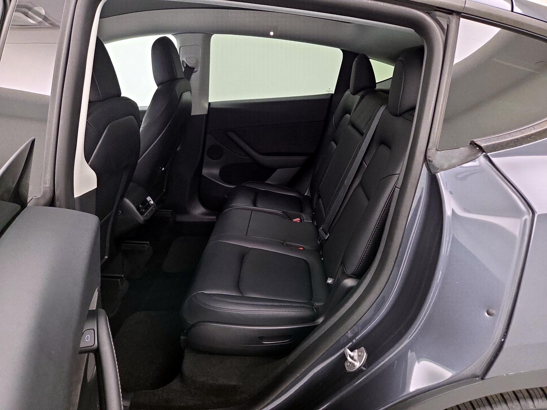 Thumbnail: 2023 Tesla Model Y - 18