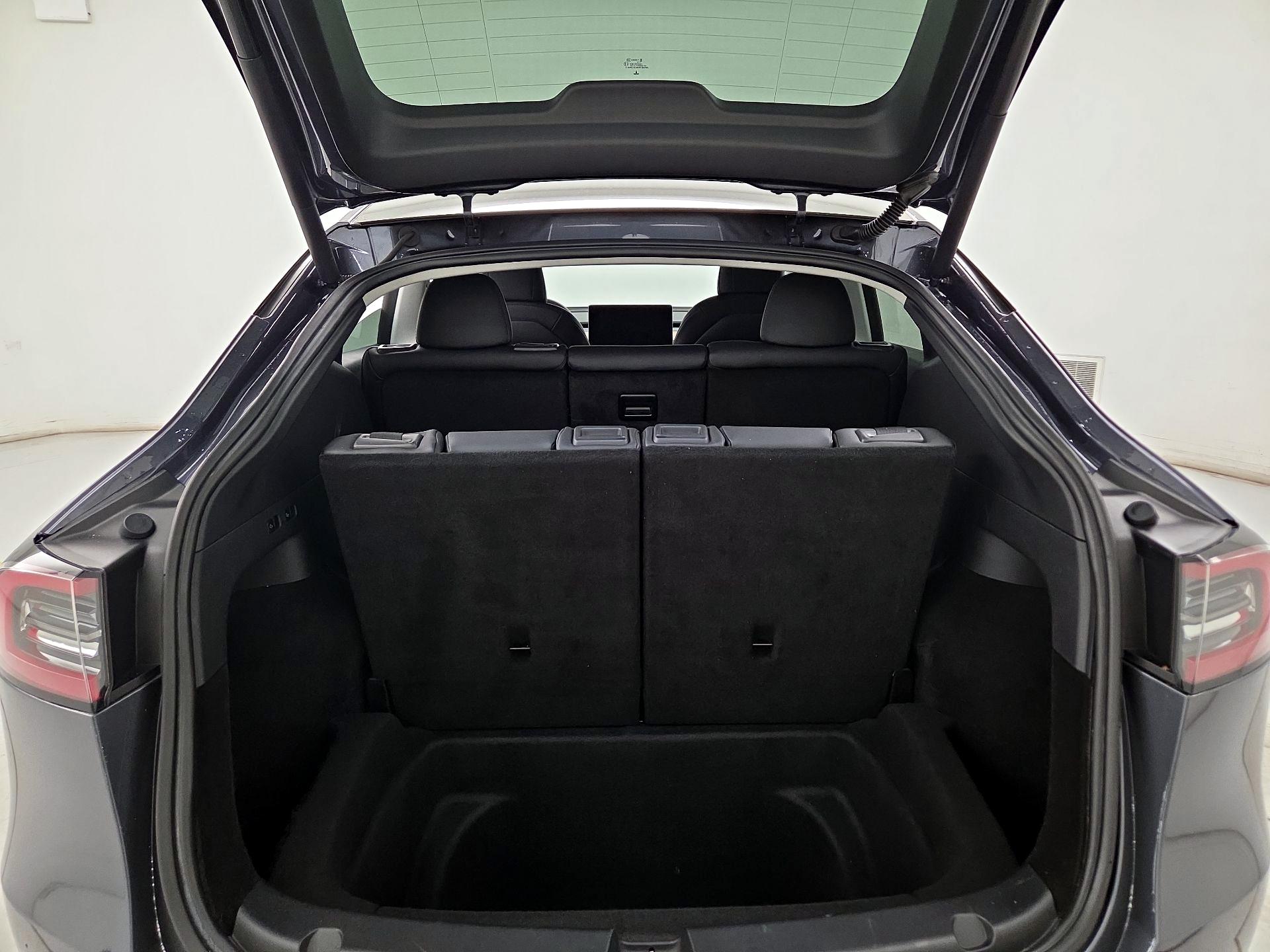 Thumbnail: 2023 Tesla Model Y - 20