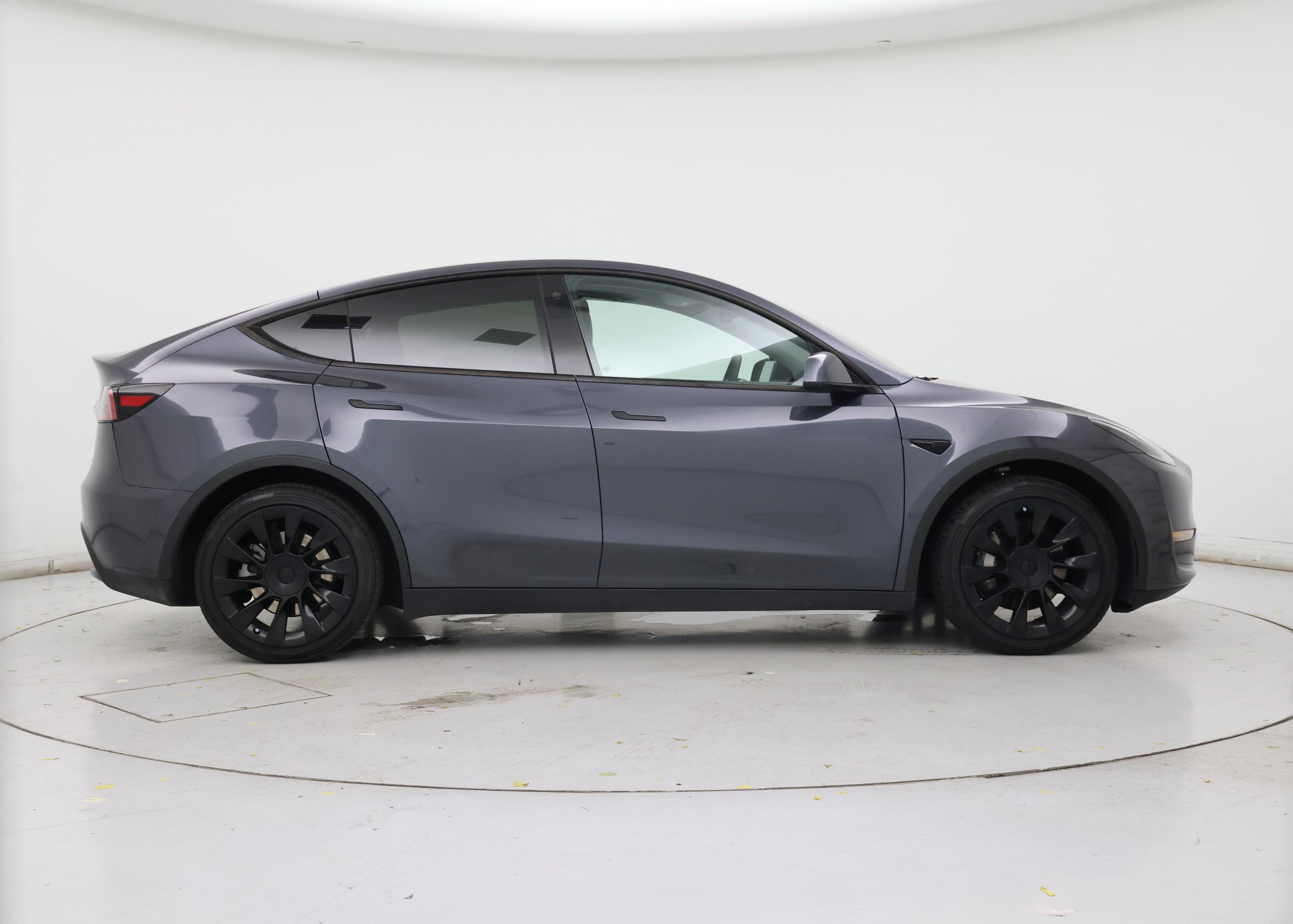 Thumbnail: 2023 Tesla Model Y - 7