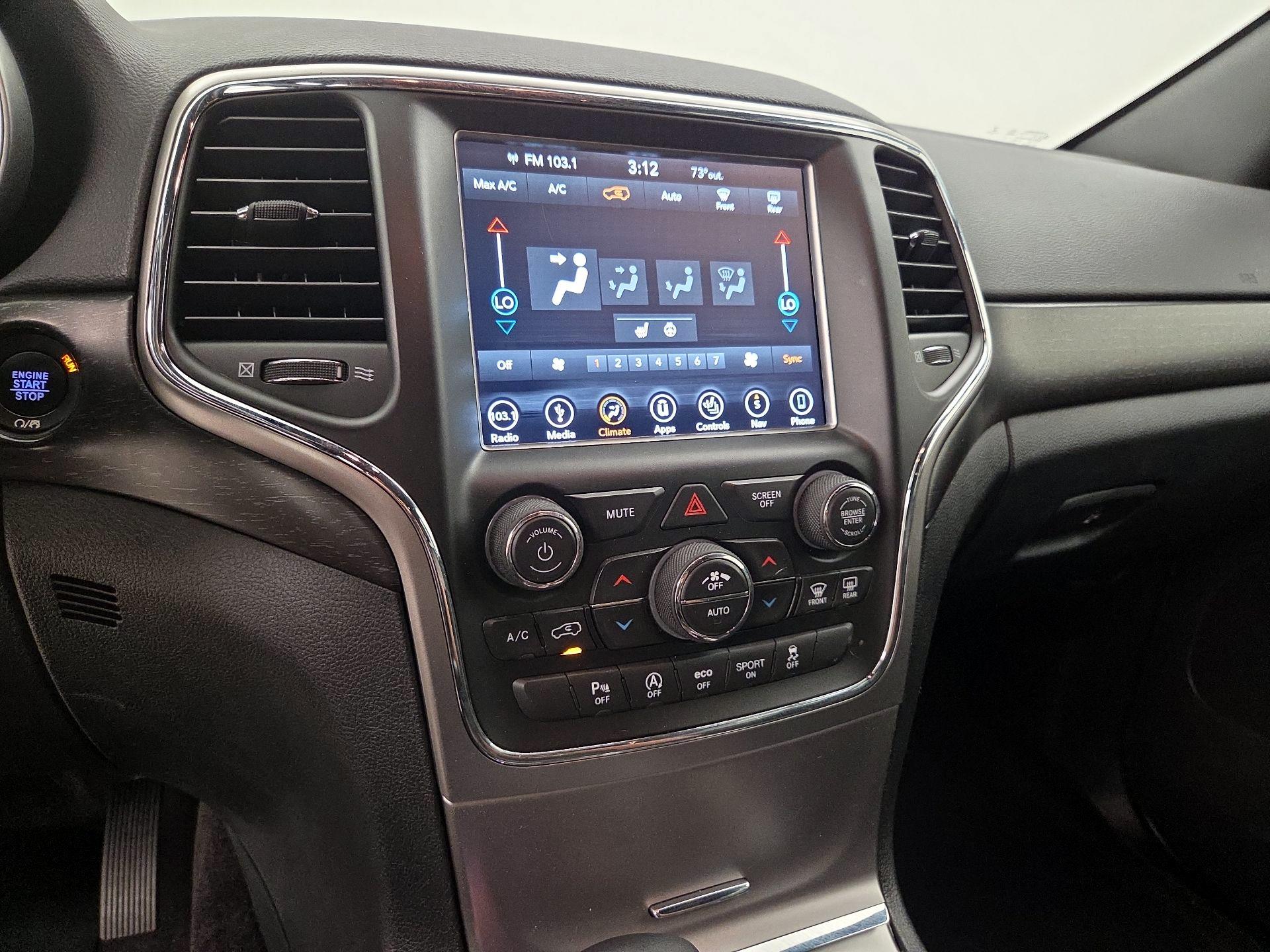 Thumbnail: 2018 Jeep Grand Cherokee - 17