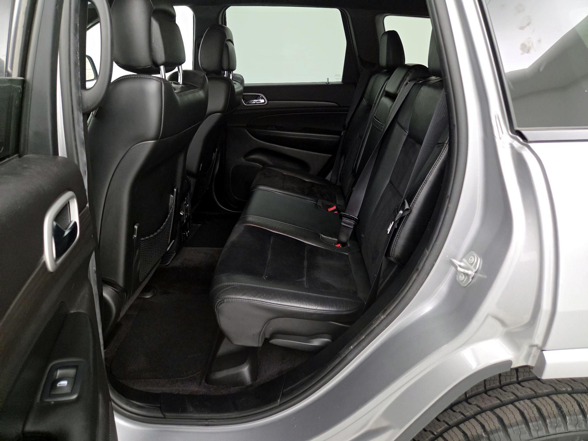 Thumbnail: 2018 Jeep Grand Cherokee - 20