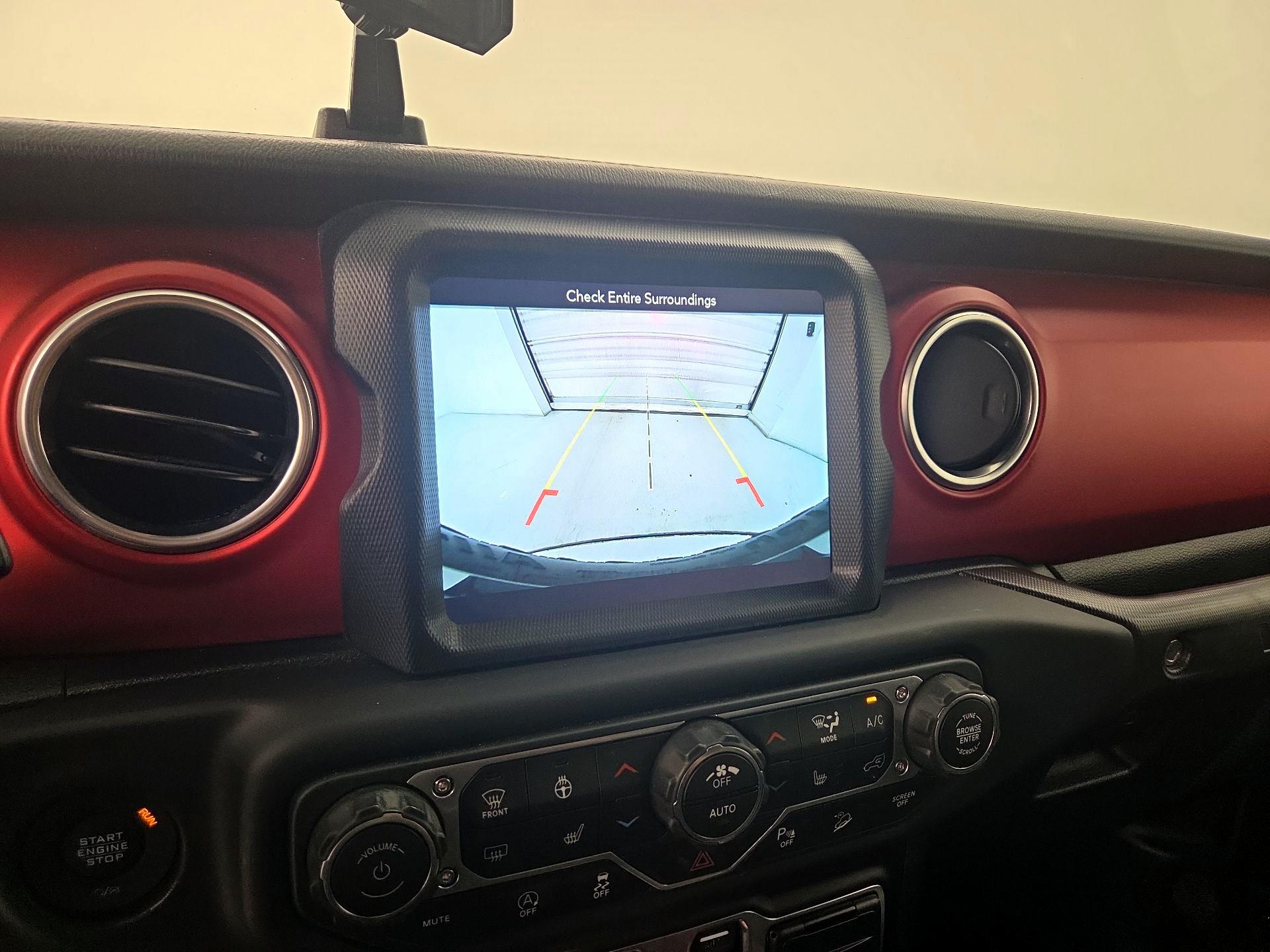 Thumbnail: 2018 Jeep Wrangler - 15