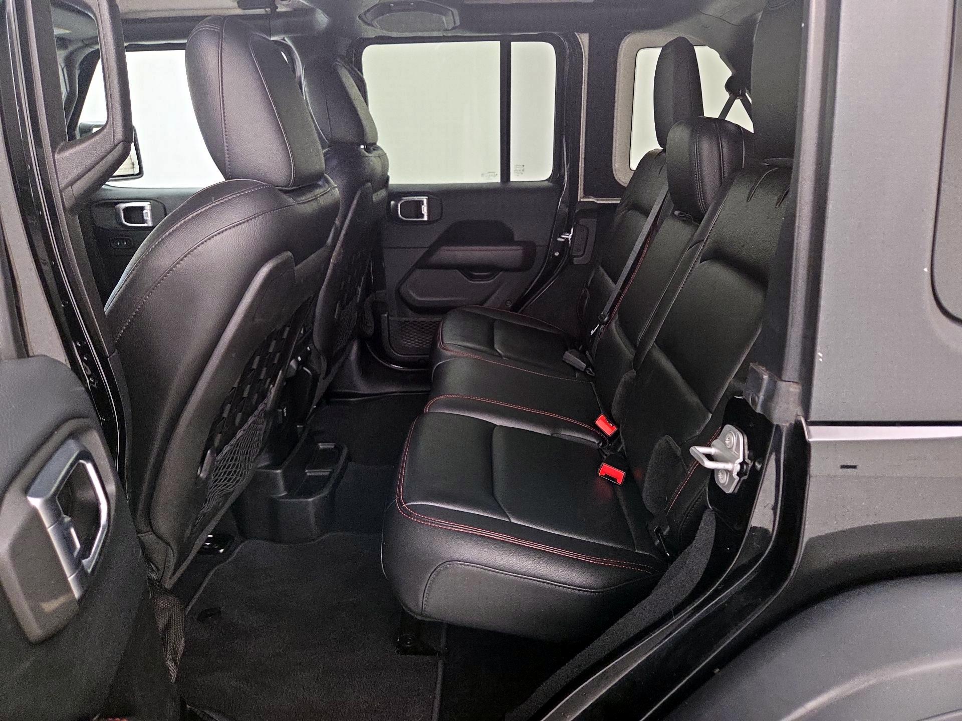 Thumbnail: 2018 Jeep Wrangler - 20
