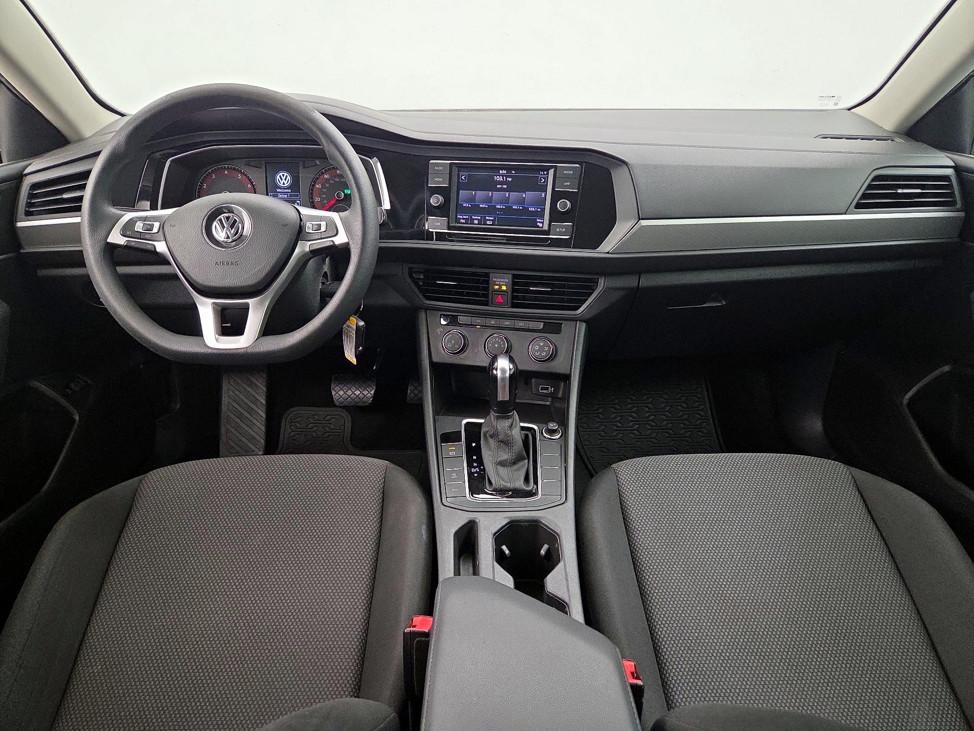 Thumbnail: 2019 Volkswagen Jetta - 9