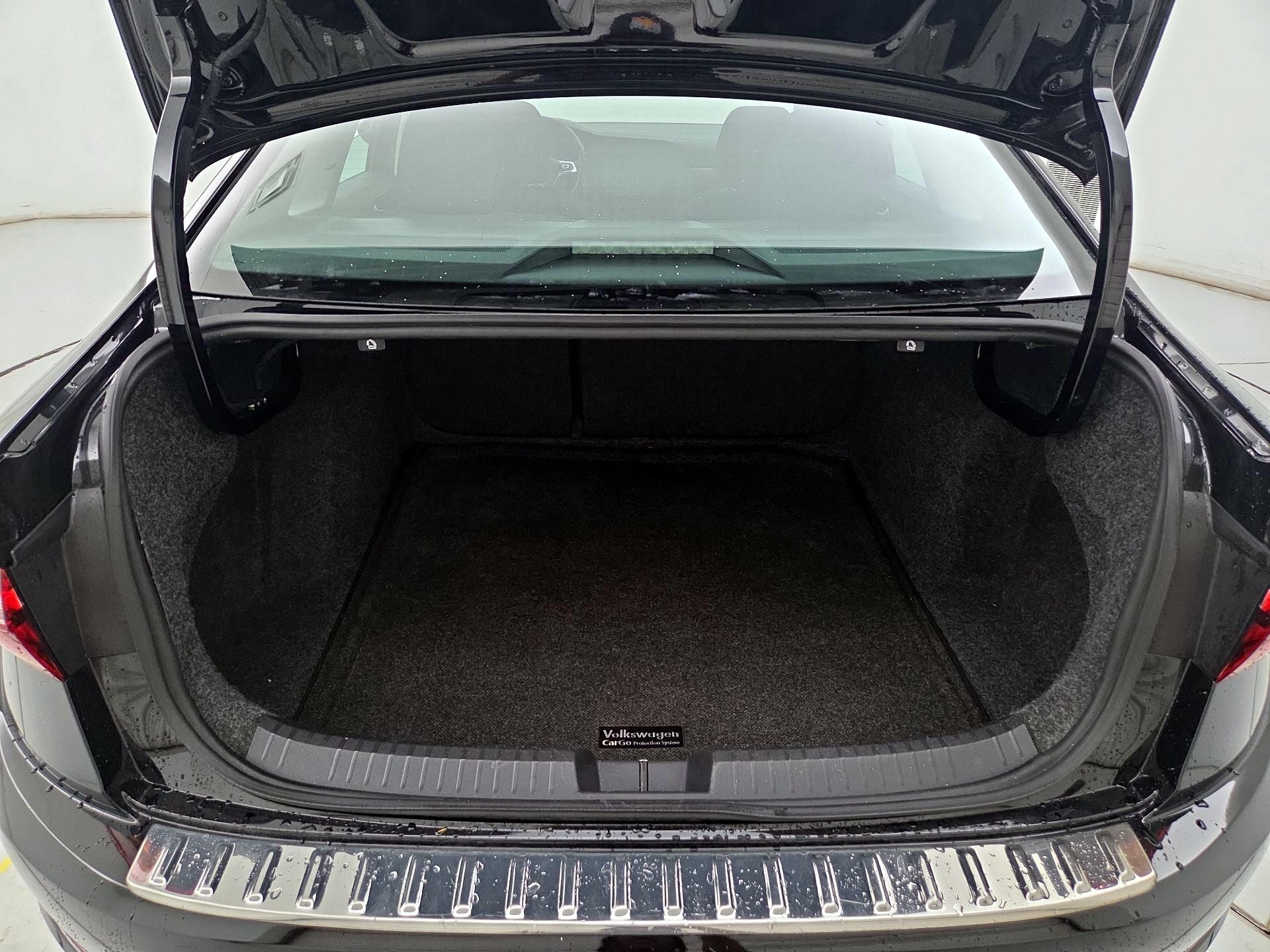 Thumbnail: 2019 Volkswagen Jetta - 20