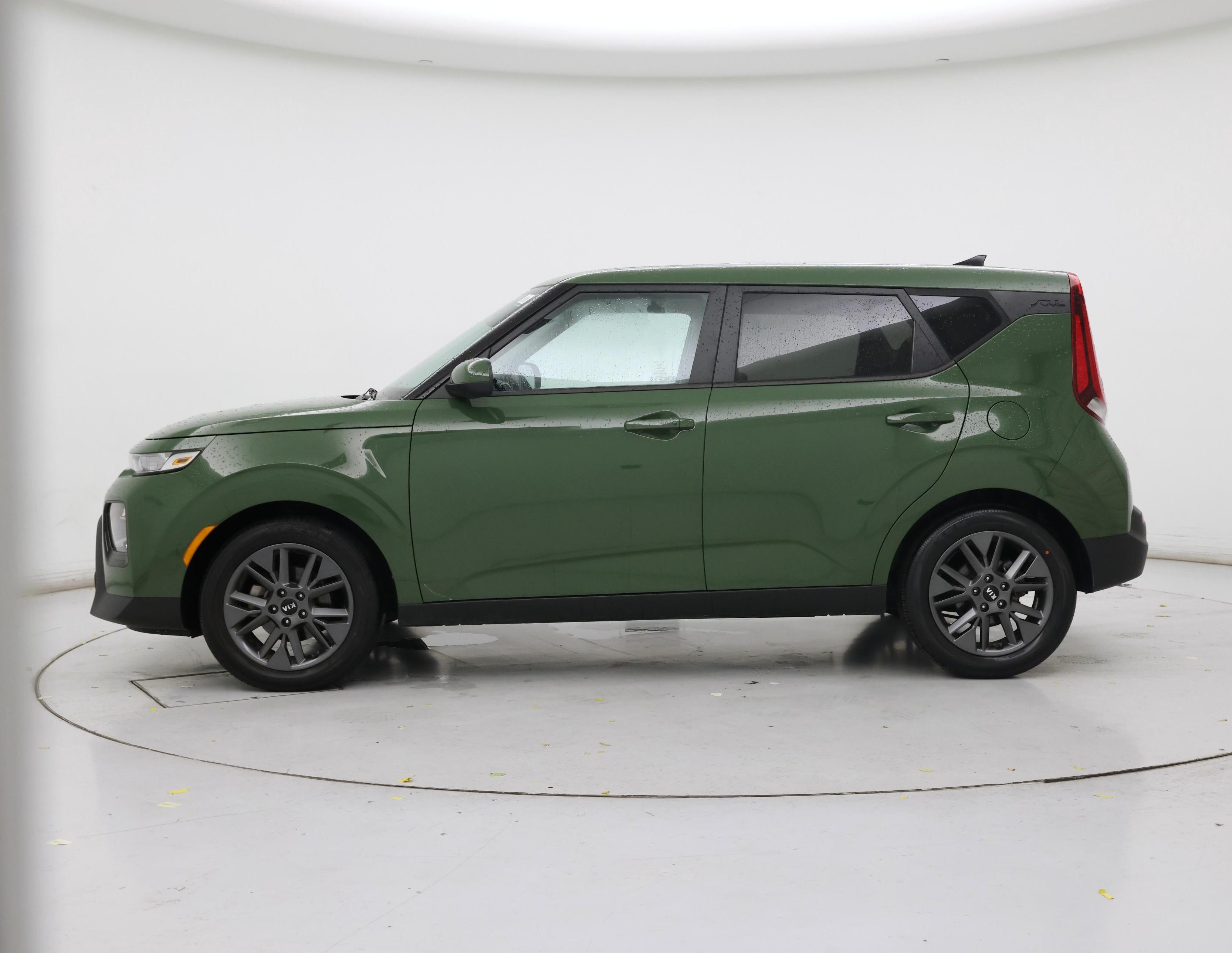 Thumbnail: 2021 Kia Soul - 3