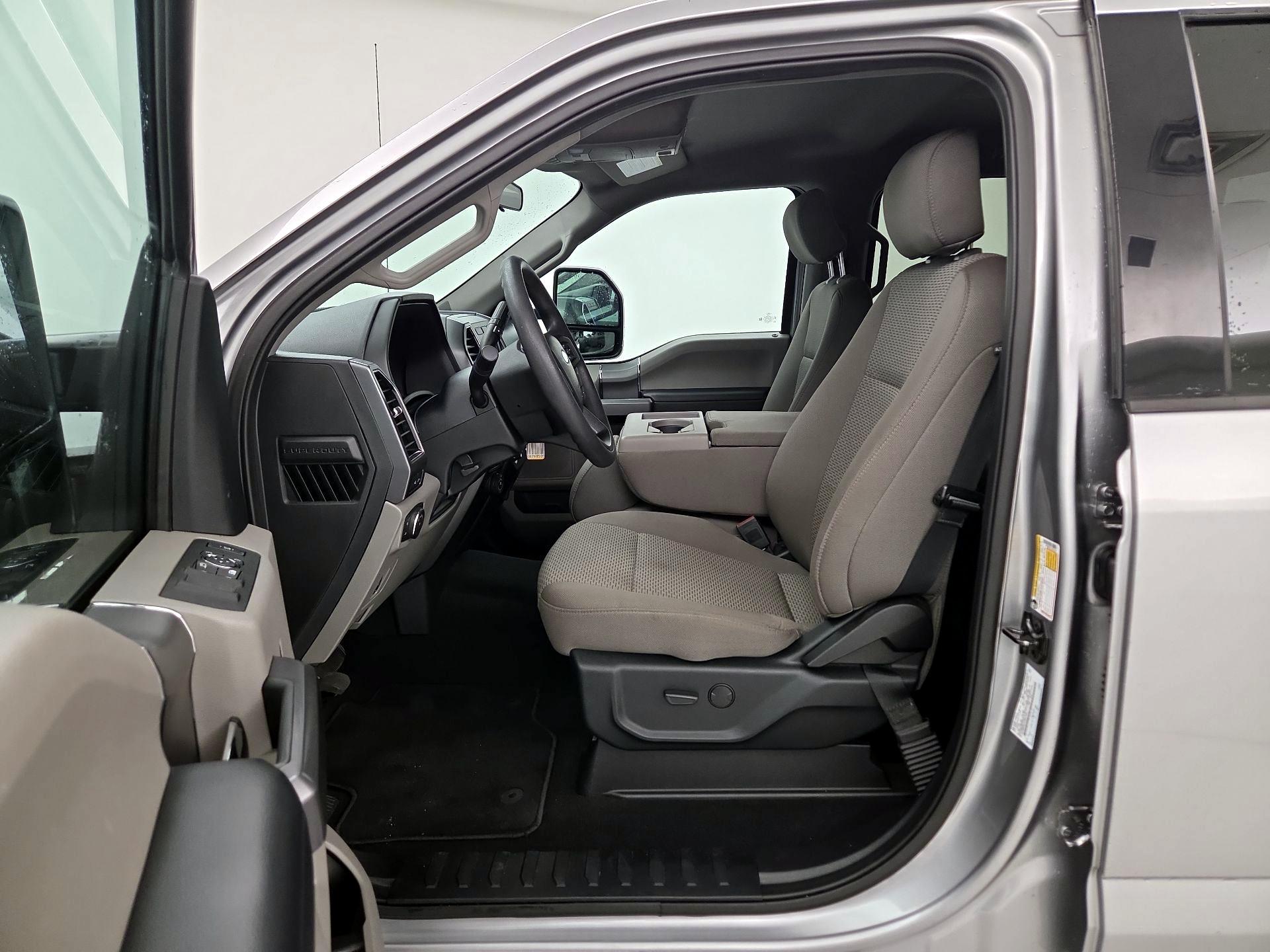 Thumbnail: 2020 Ford F-350 - 11