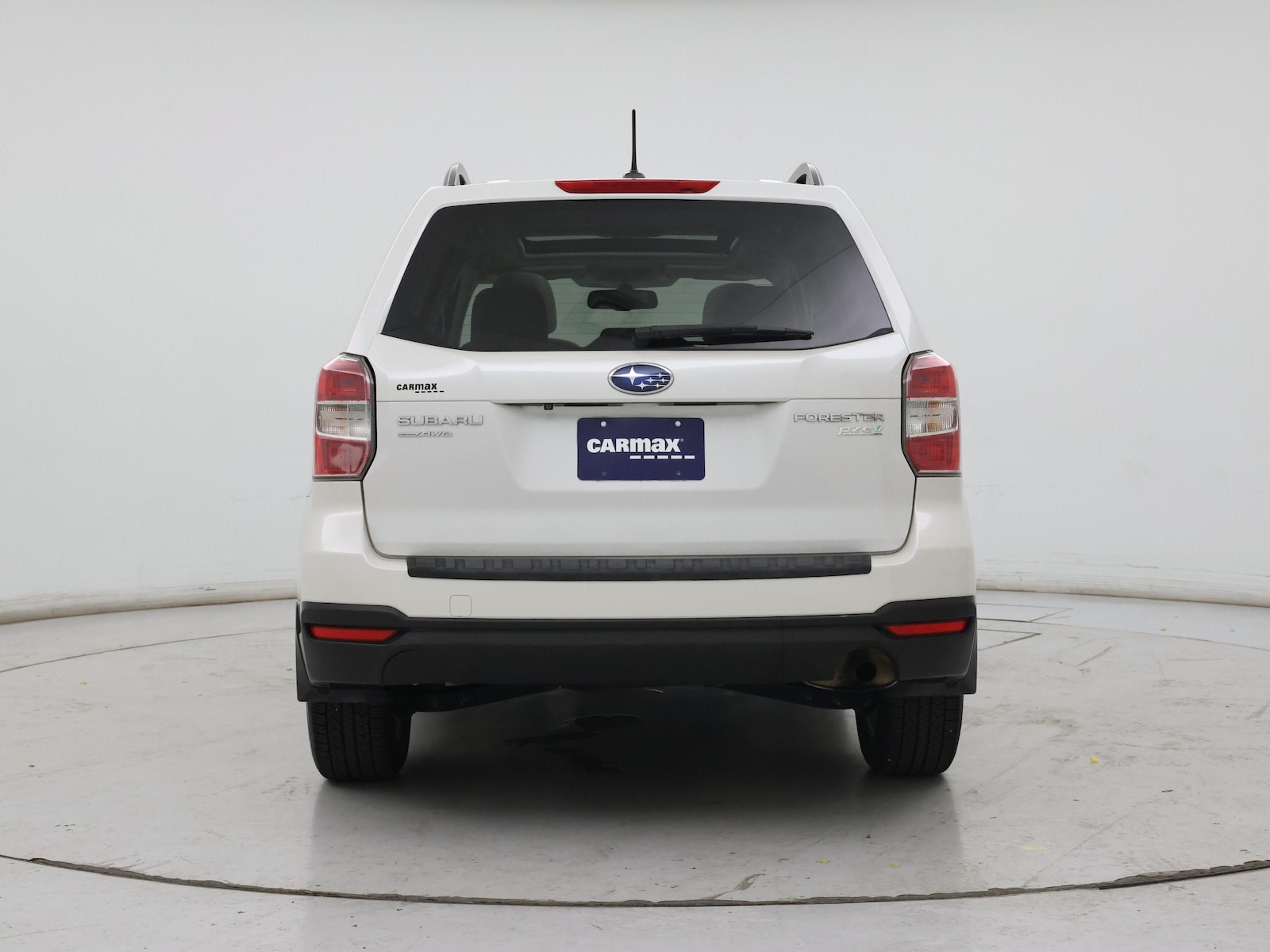 2014 Subaru Forester i Premium - Photo 9