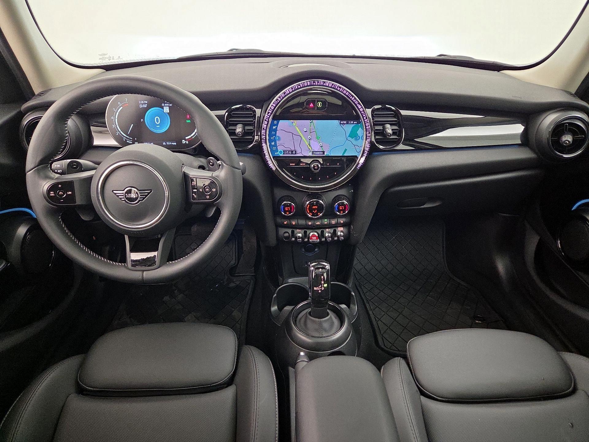 Thumbnail: 2024 MINI Cooper Hardtop - 9
