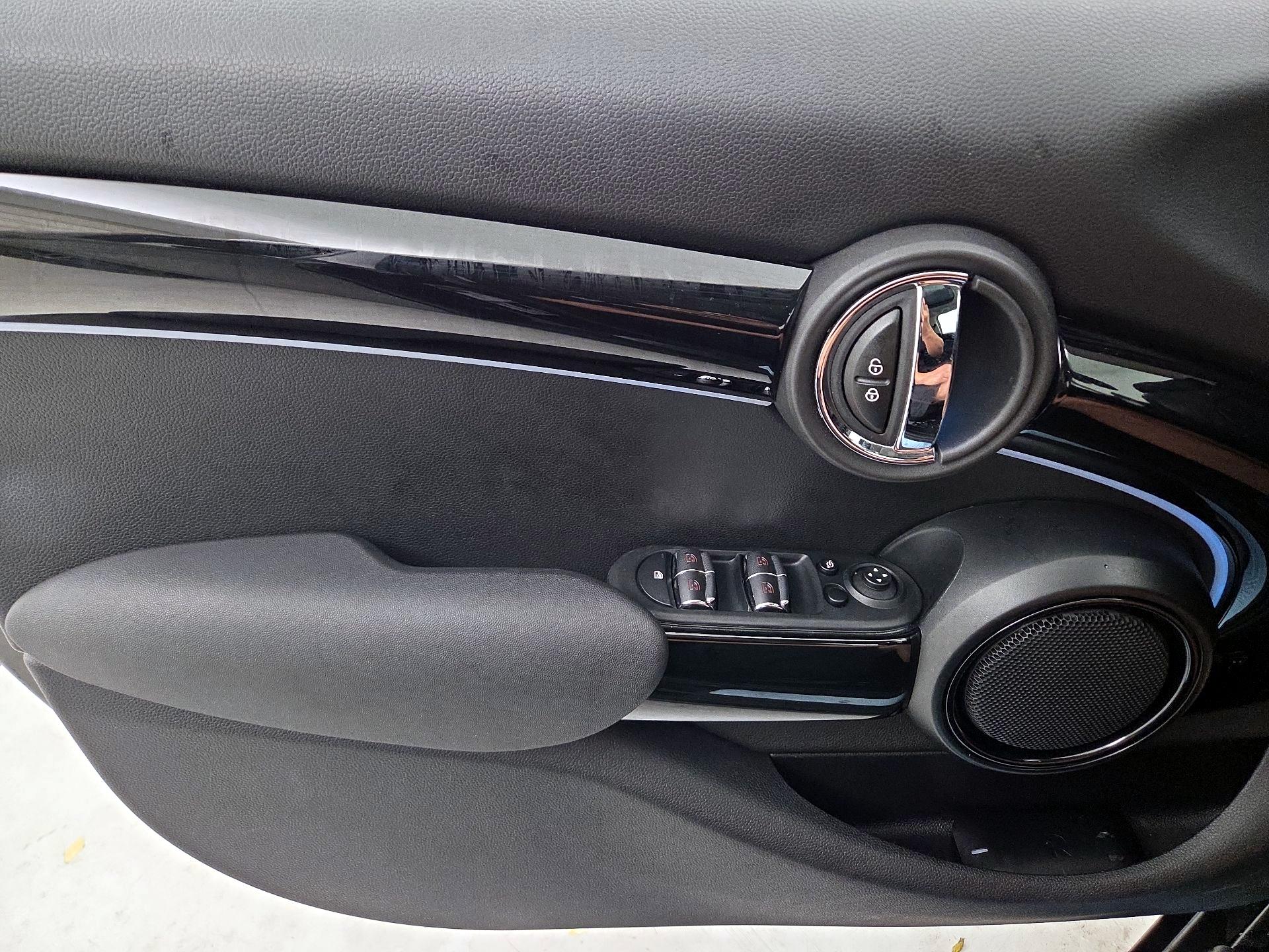 Thumbnail: 2024 MINI Cooper Hardtop - 12