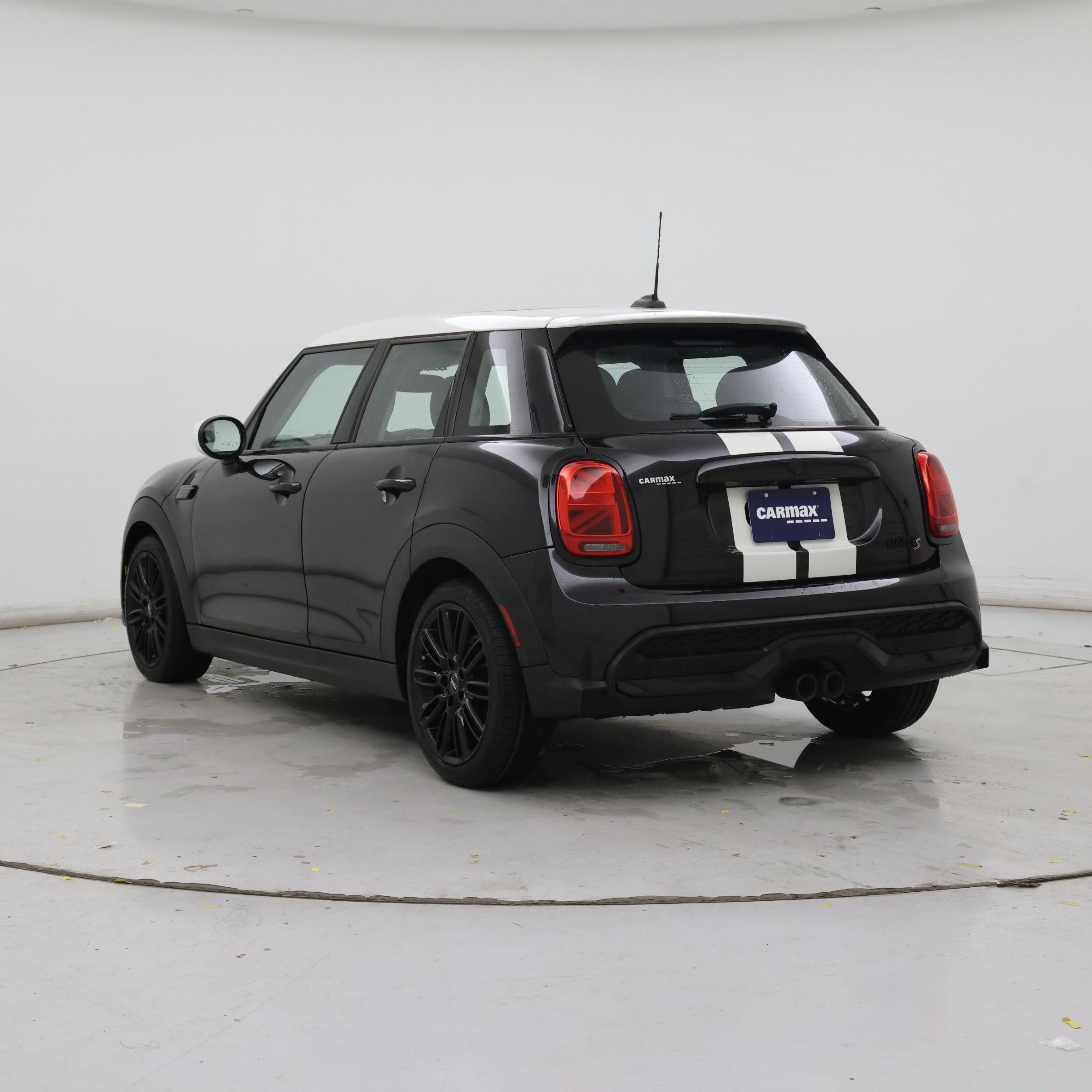Thumbnail: 2024 MINI Cooper Hardtop - 2