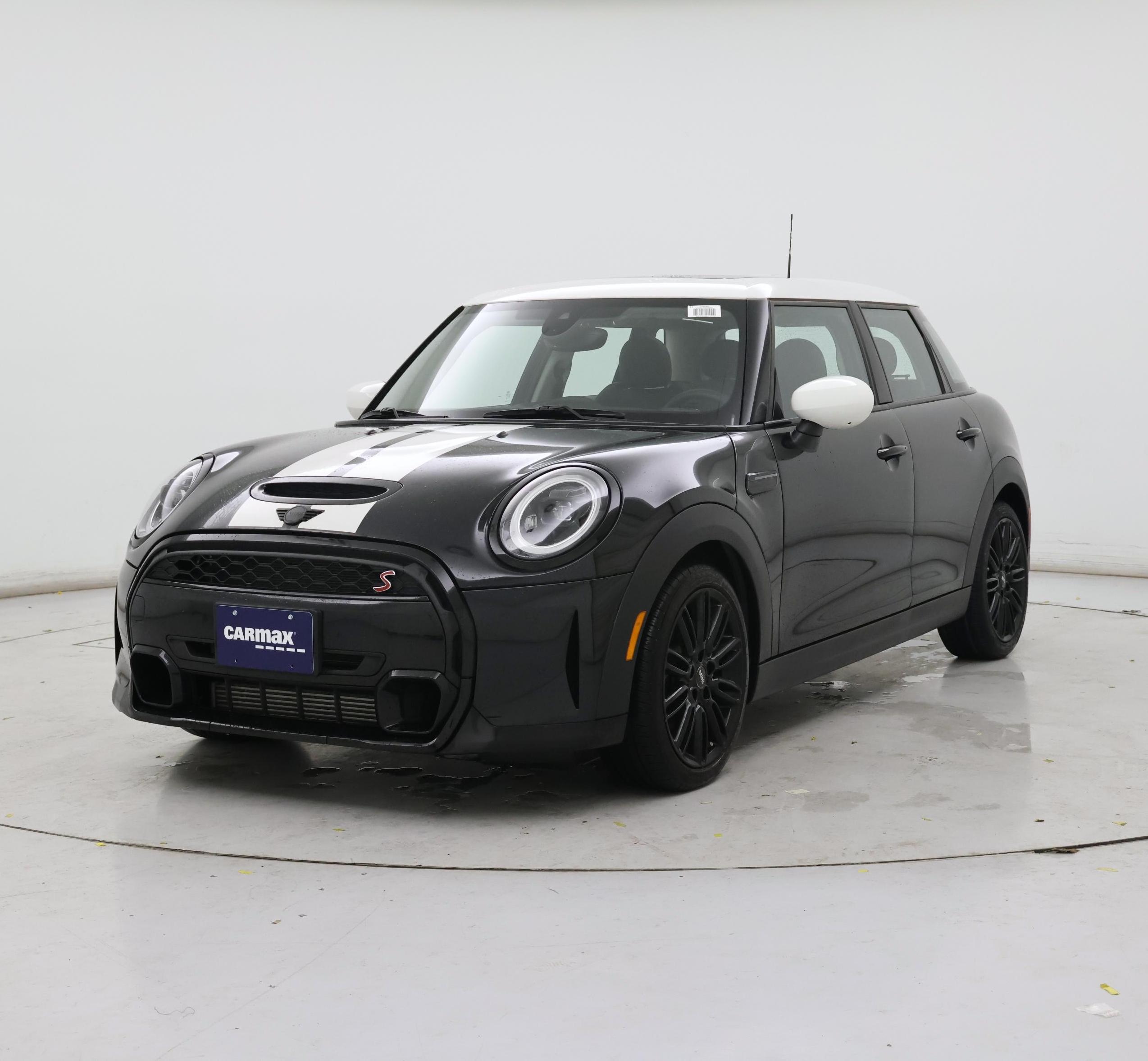 Thumbnail: 2024 MINI Cooper Hardtop - 4