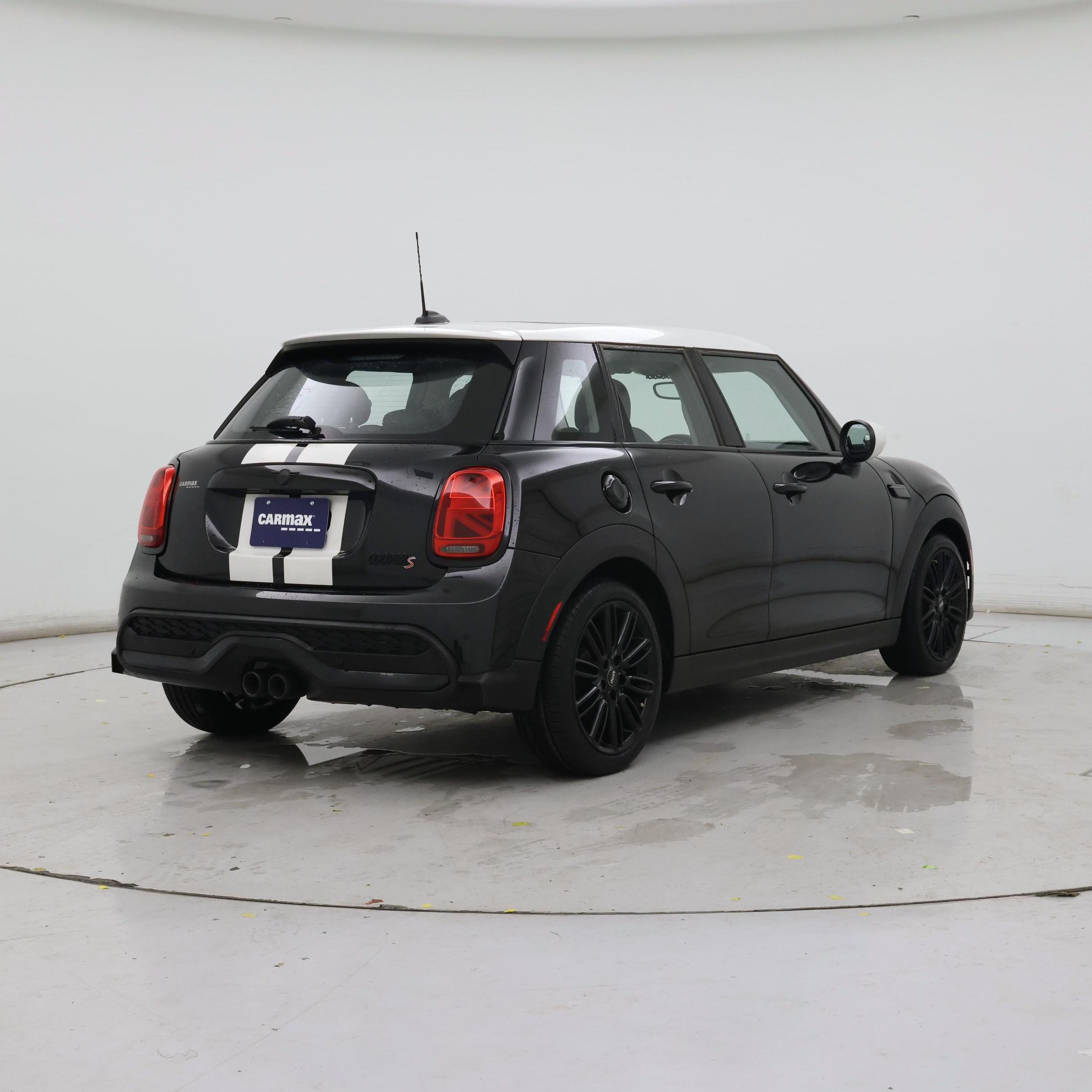 Thumbnail: 2024 MINI Cooper Hardtop - 8