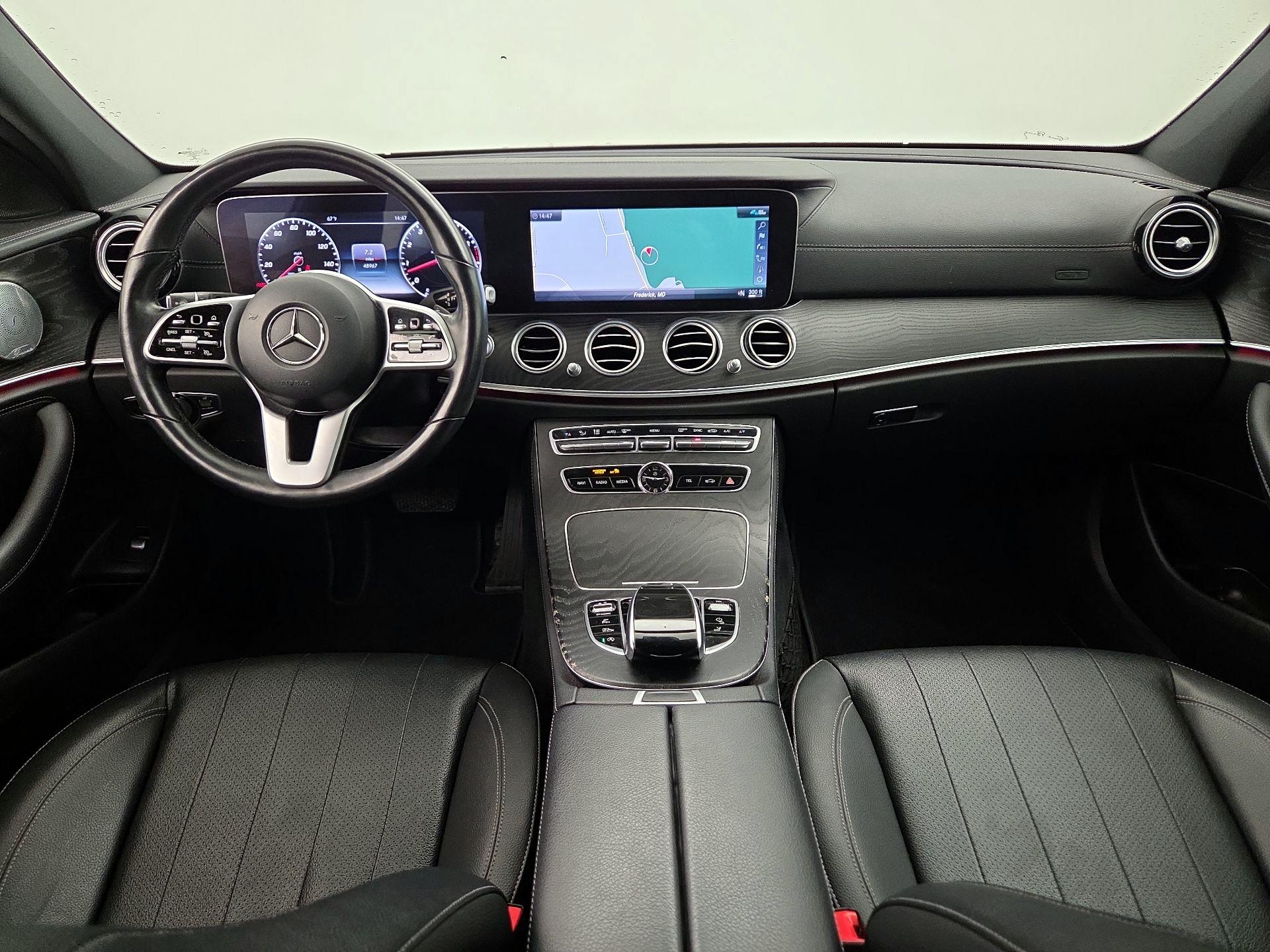 Thumbnail: 2019 Mercedes-Benz E-Class - 9