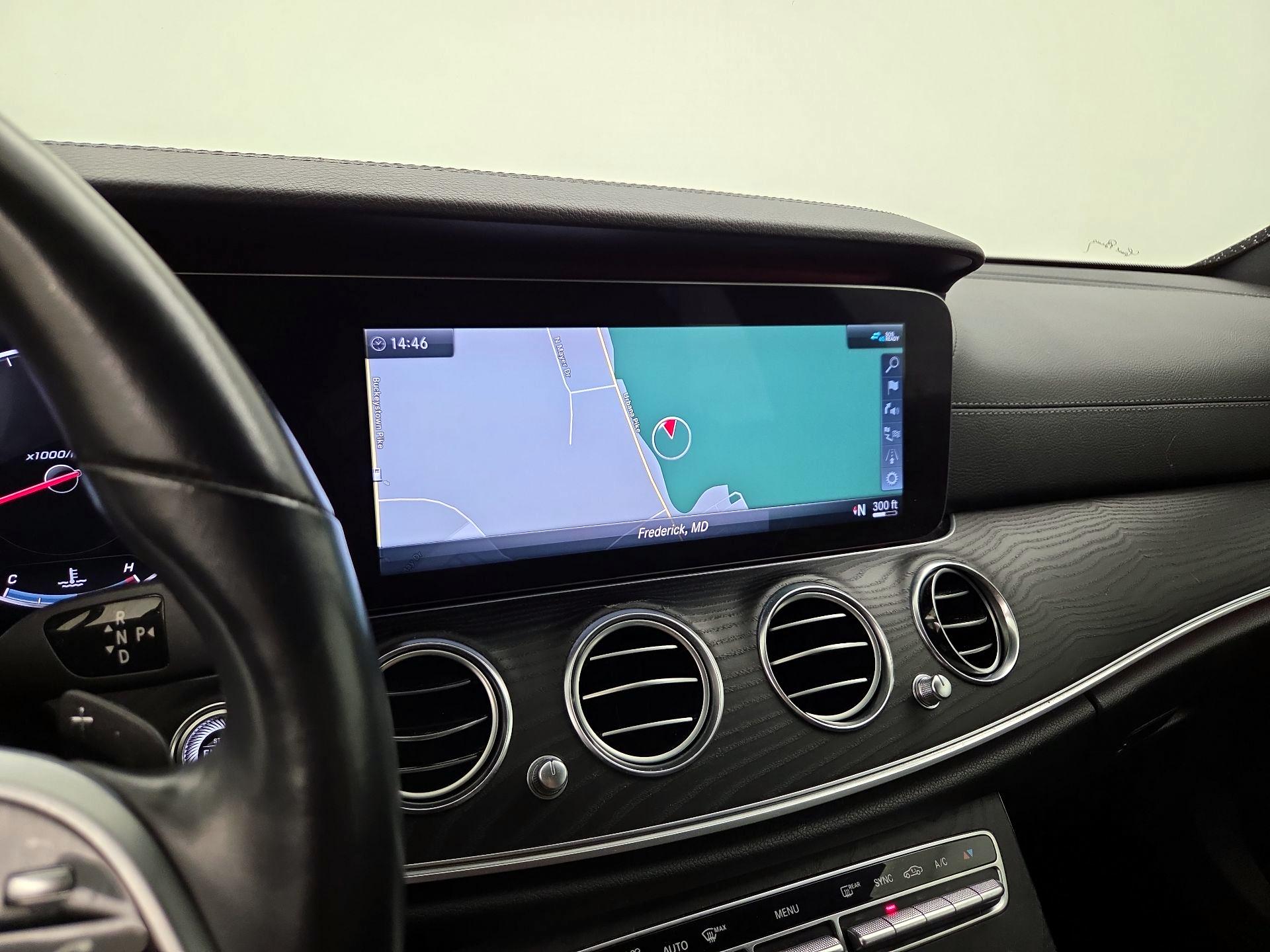 Thumbnail: 2019 Mercedes-Benz E-Class - 14
