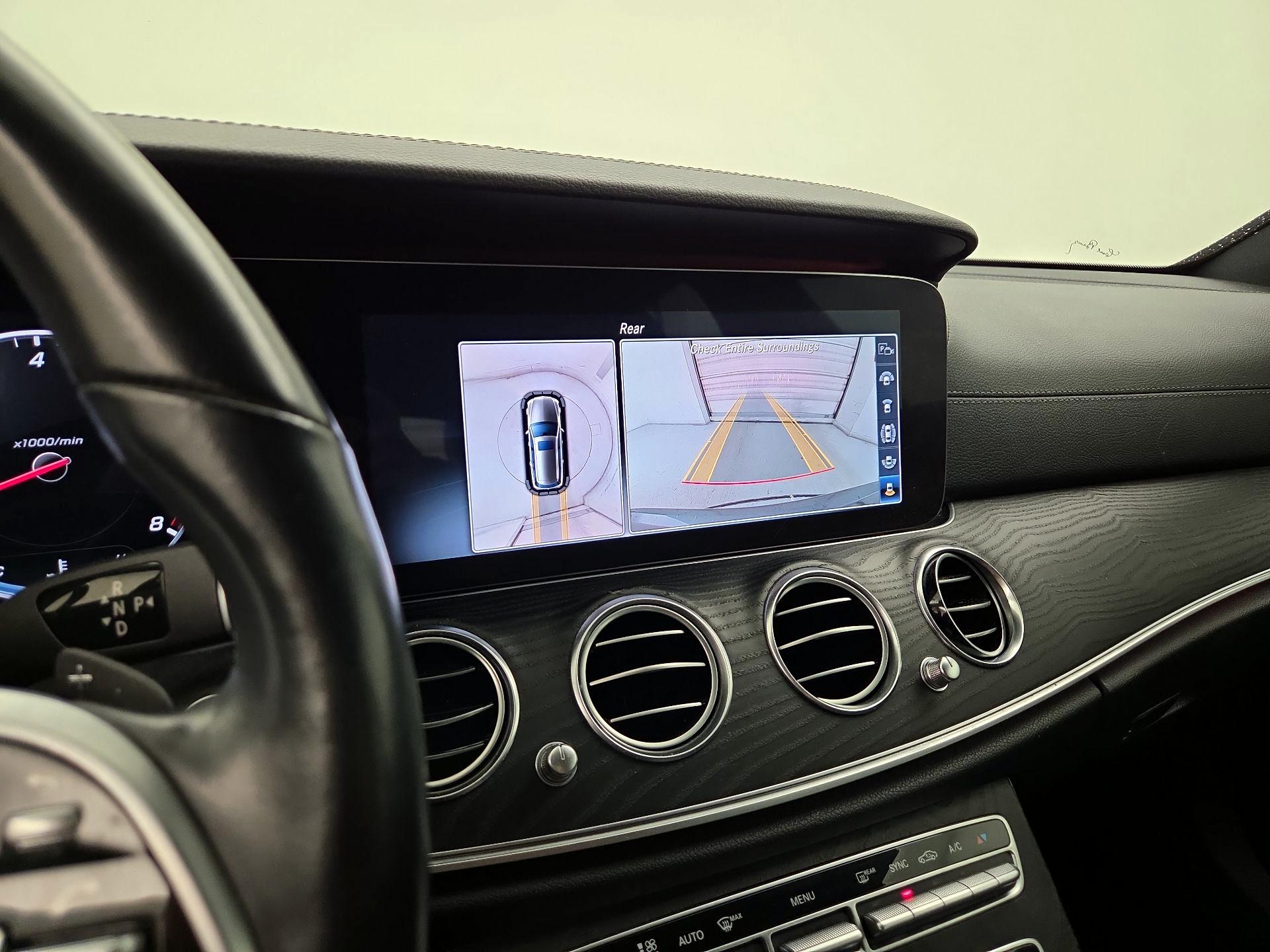 Thumbnail: 2019 Mercedes-Benz E-Class - 15