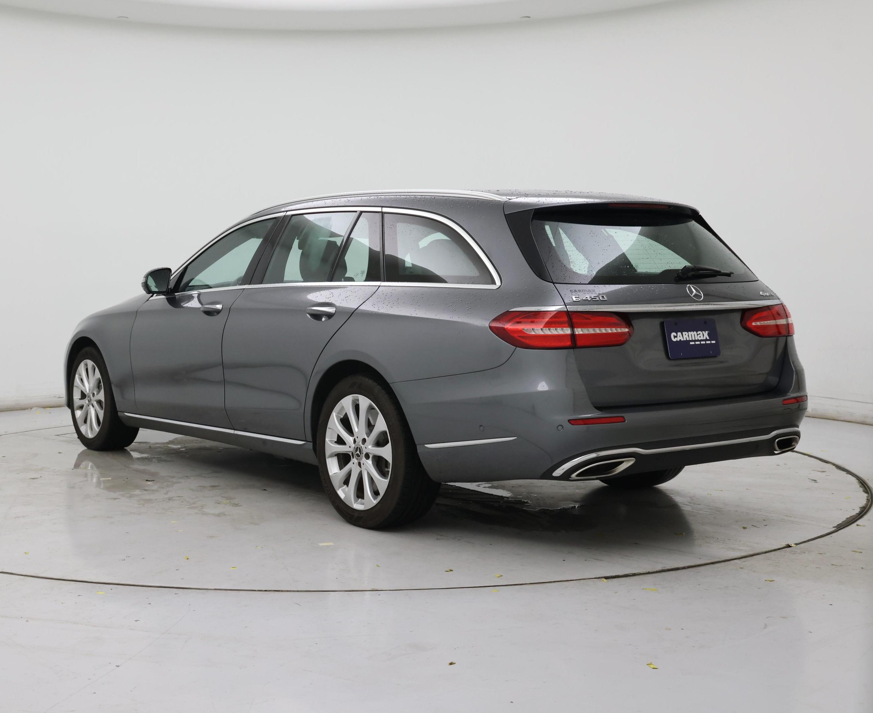 Thumbnail: 2019 Mercedes-Benz E-Class - 2