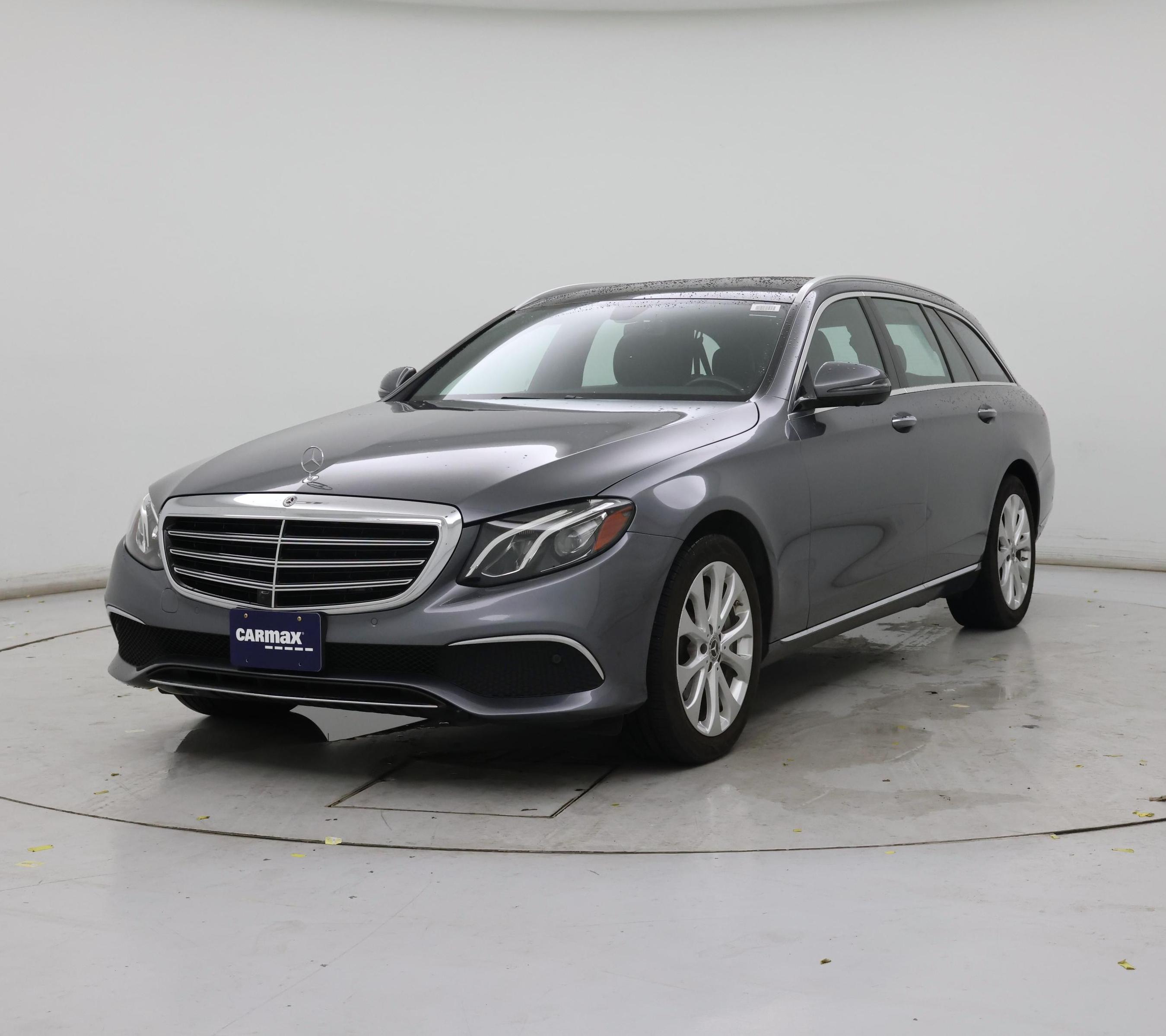 Thumbnail: 2019 Mercedes-Benz E-Class - 4