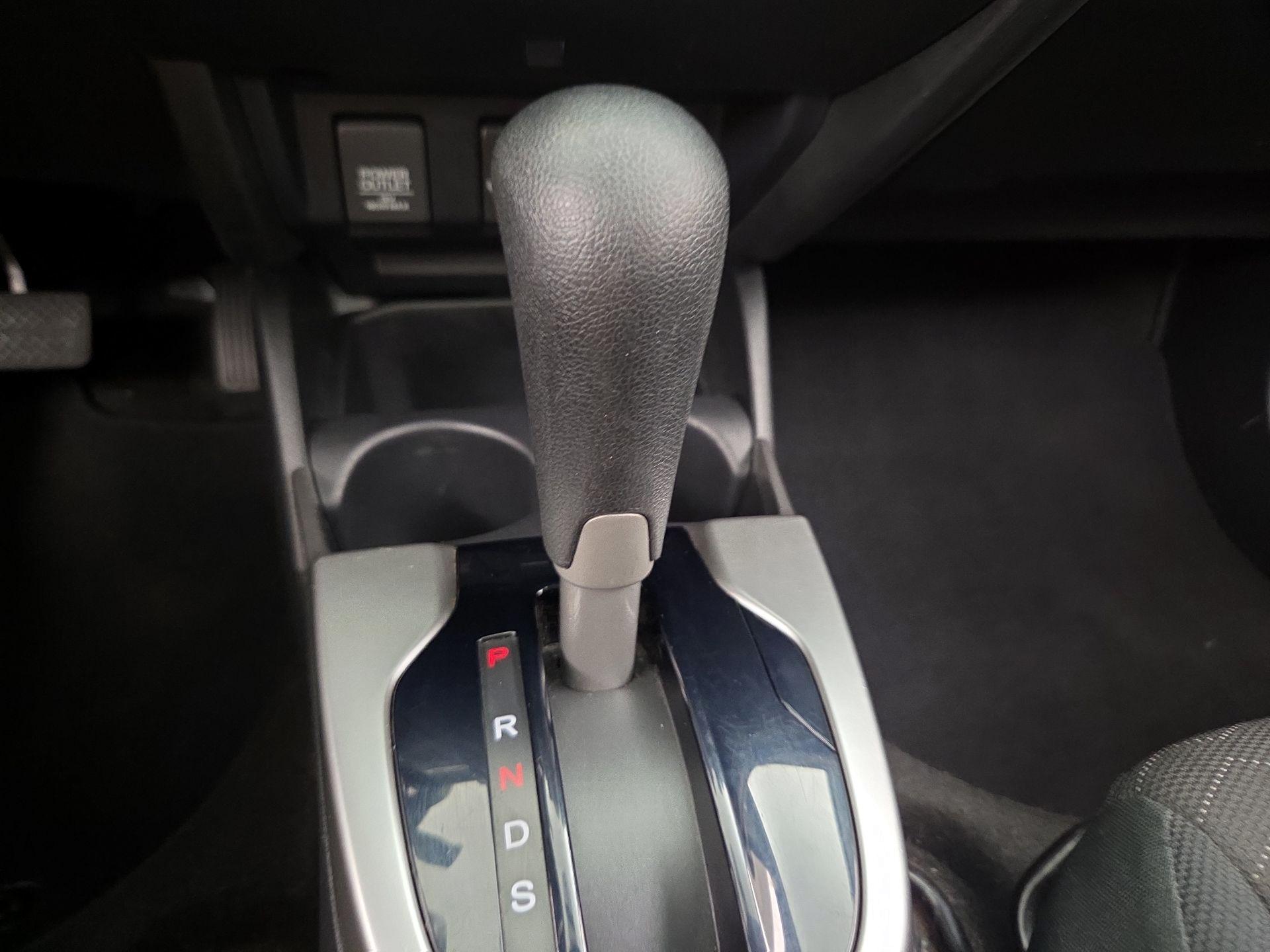 Thumbnail: 2015 Honda Fit - 17