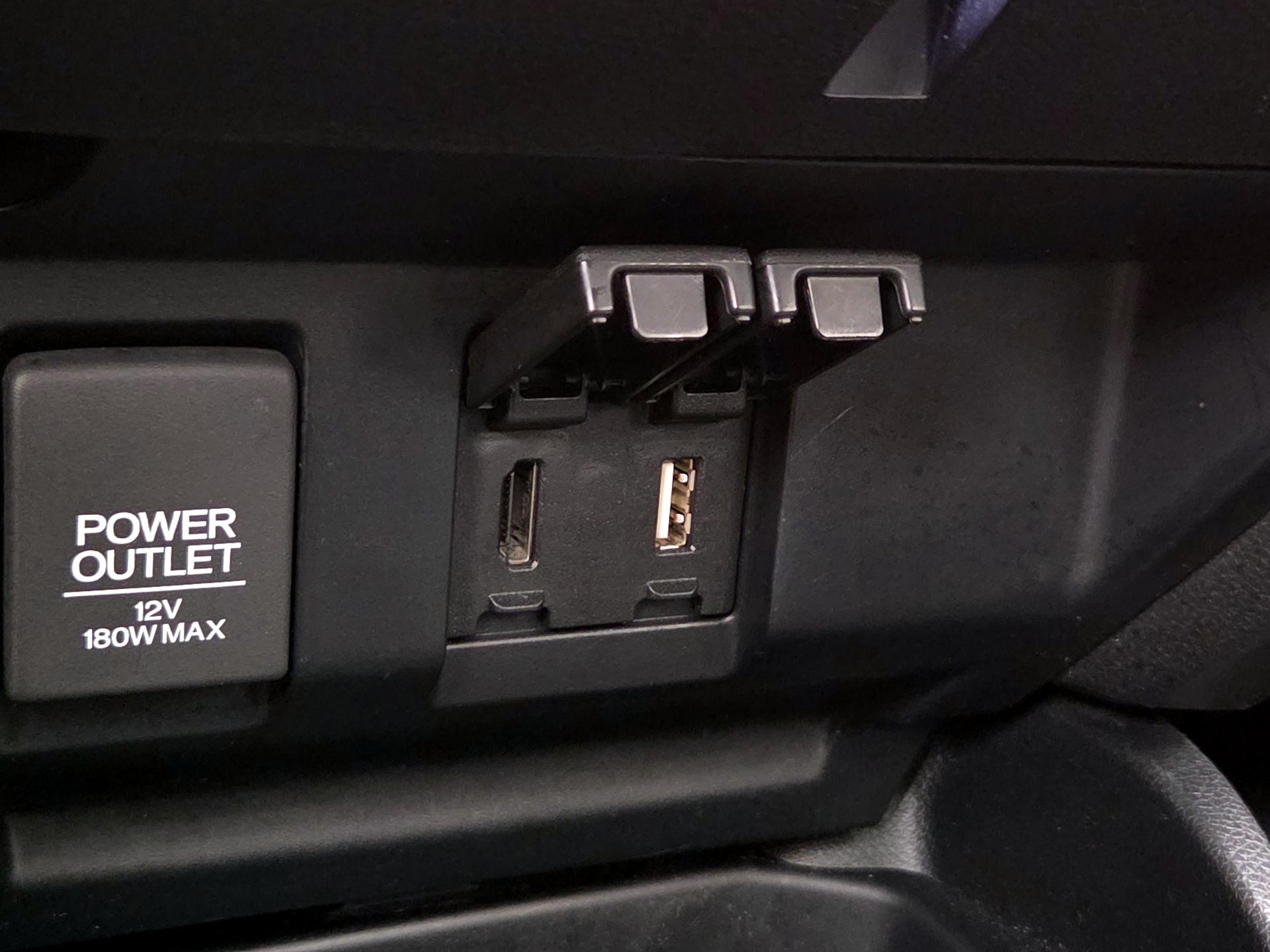 Thumbnail: 2015 Honda Fit - 18