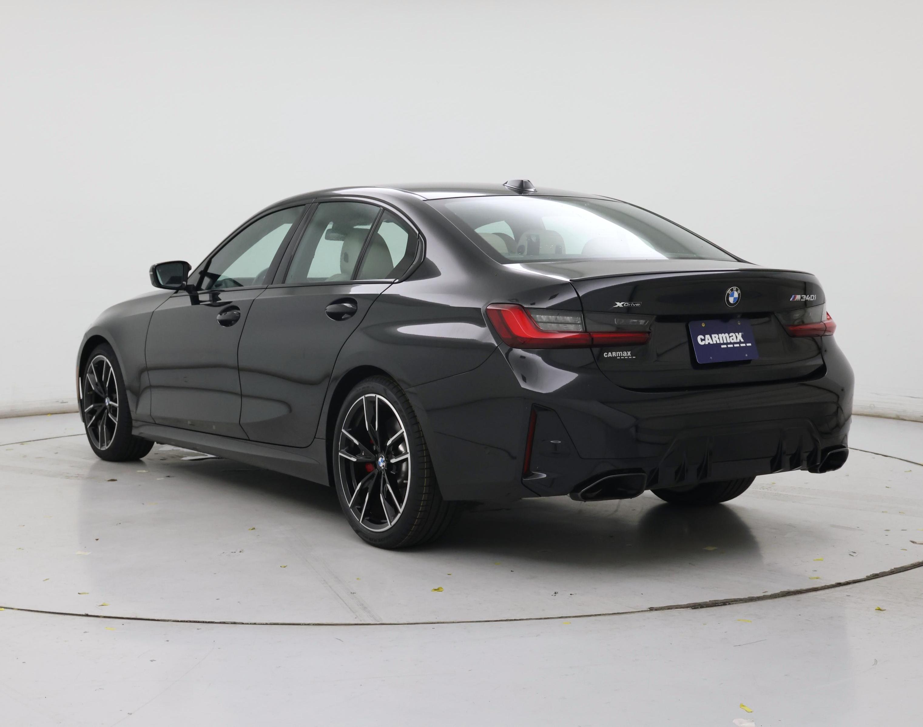 Thumbnail: 2023 BMW 3 Series - 2
