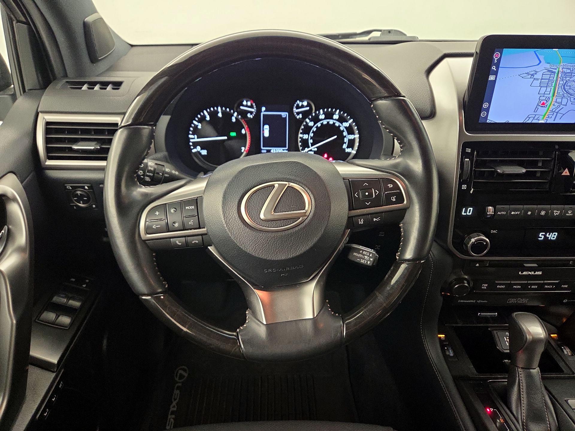 Thumbnail: 2022 Lexus GX - 10