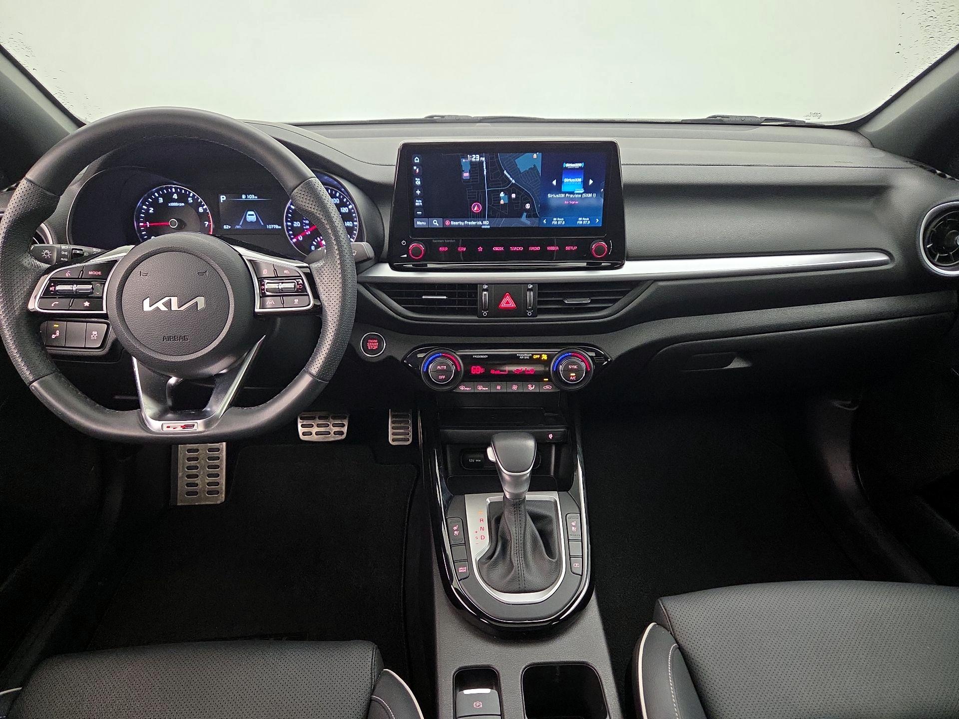 Thumbnail: 2023 Kia Forte - 9