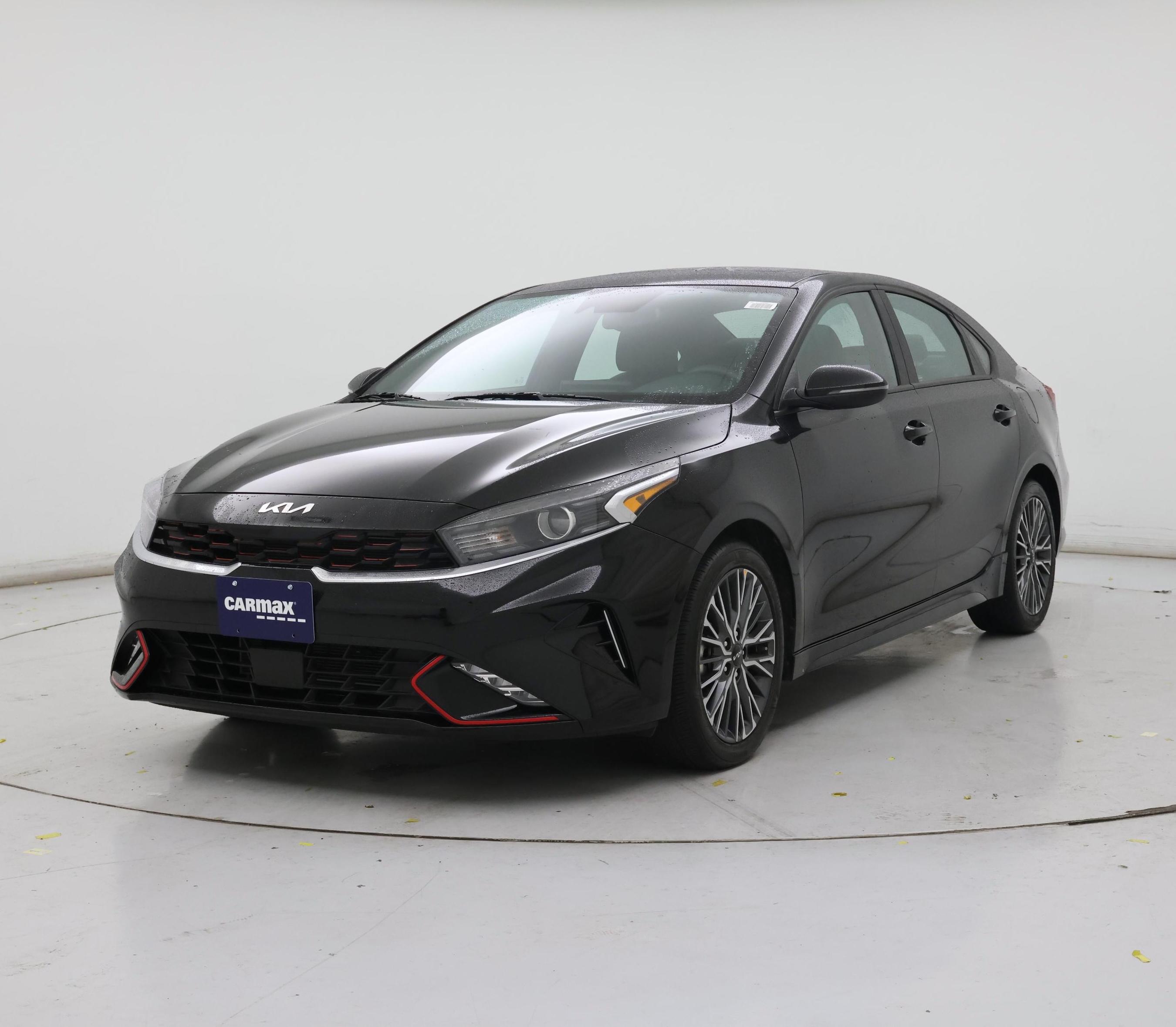 Thumbnail: 2023 Kia Forte - 4