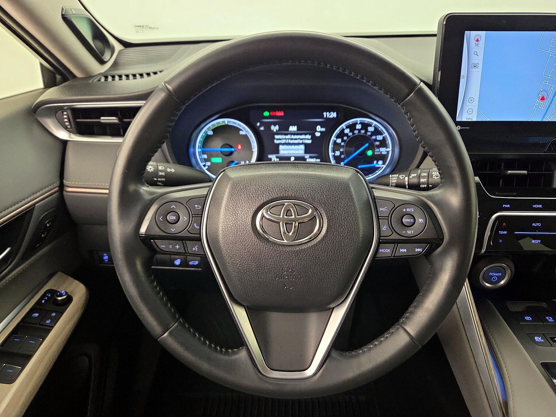 Thumbnail: 2021 Toyota Venza - 10