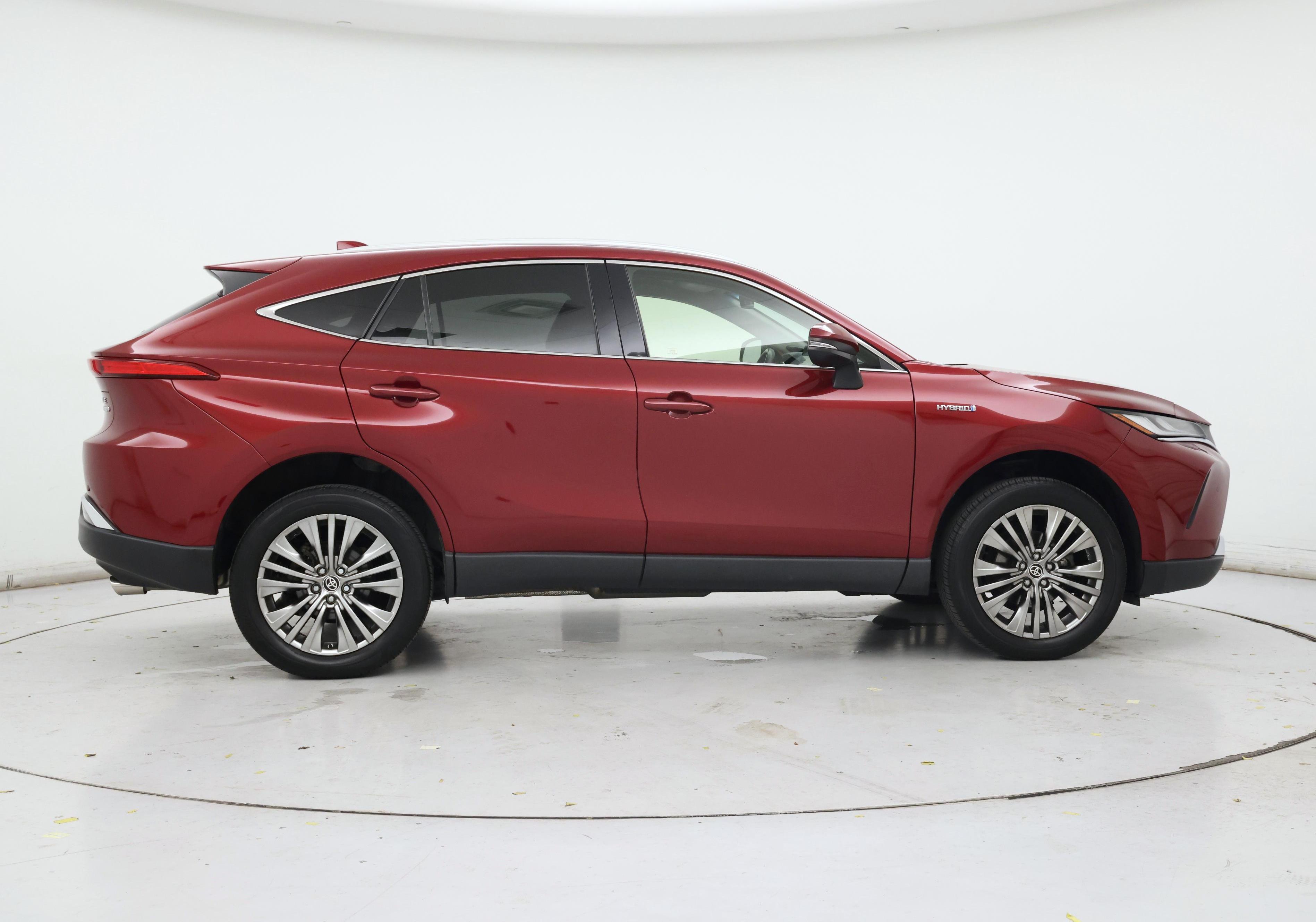 Thumbnail: 2021 Toyota Venza - 7