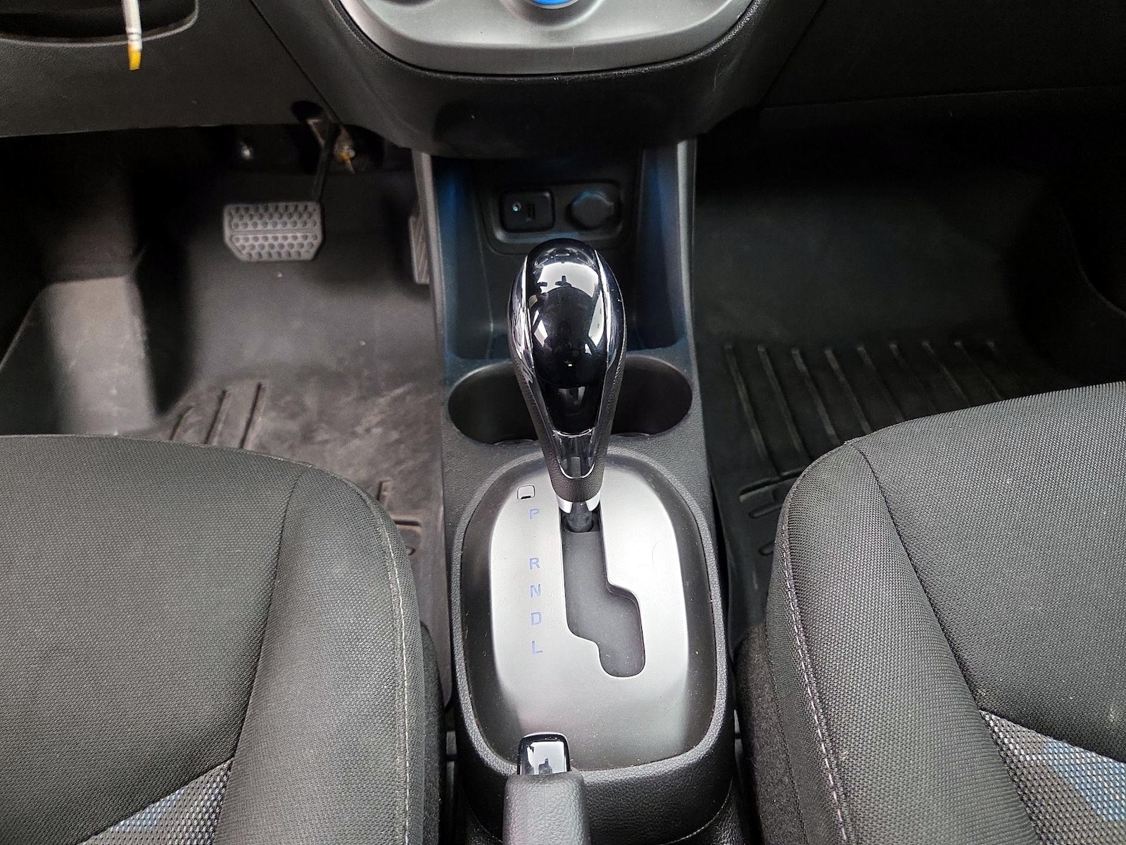 2017 Chevrolet Spark LS - Photo 18