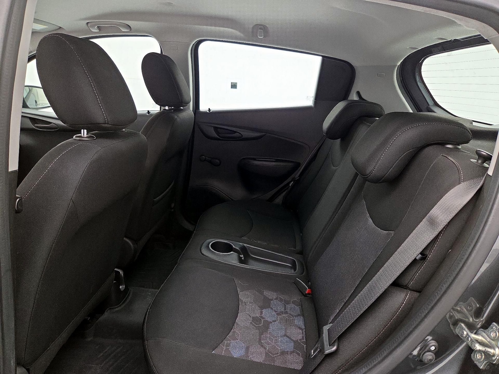 2017 Chevrolet Spark LS - Photo 20