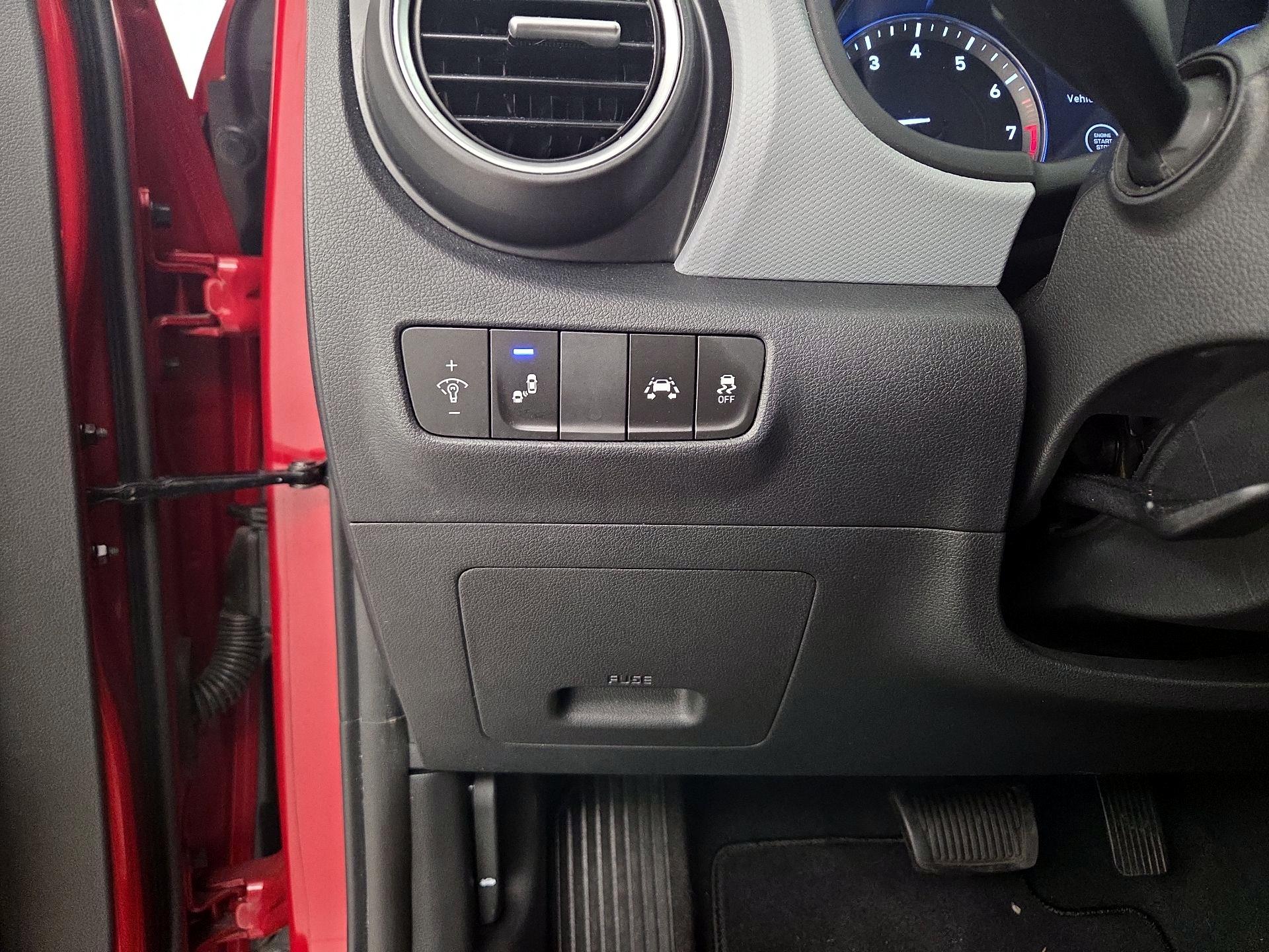 Thumbnail: 2021 Hyundai Kona - 13