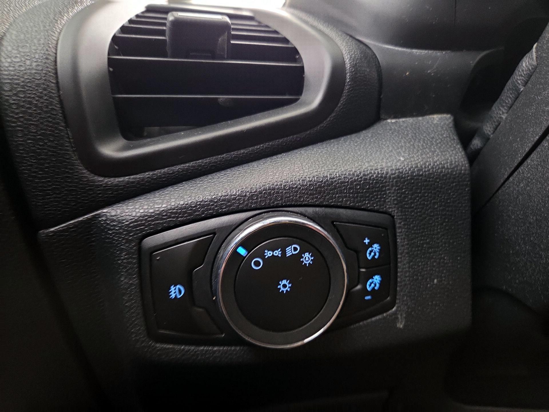 Thumbnail: 2020 Ford EcoSport - 13